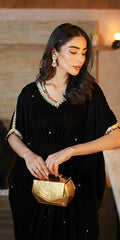 Erum Khan | Velvet Wisper | Black Swan M Black Velvet