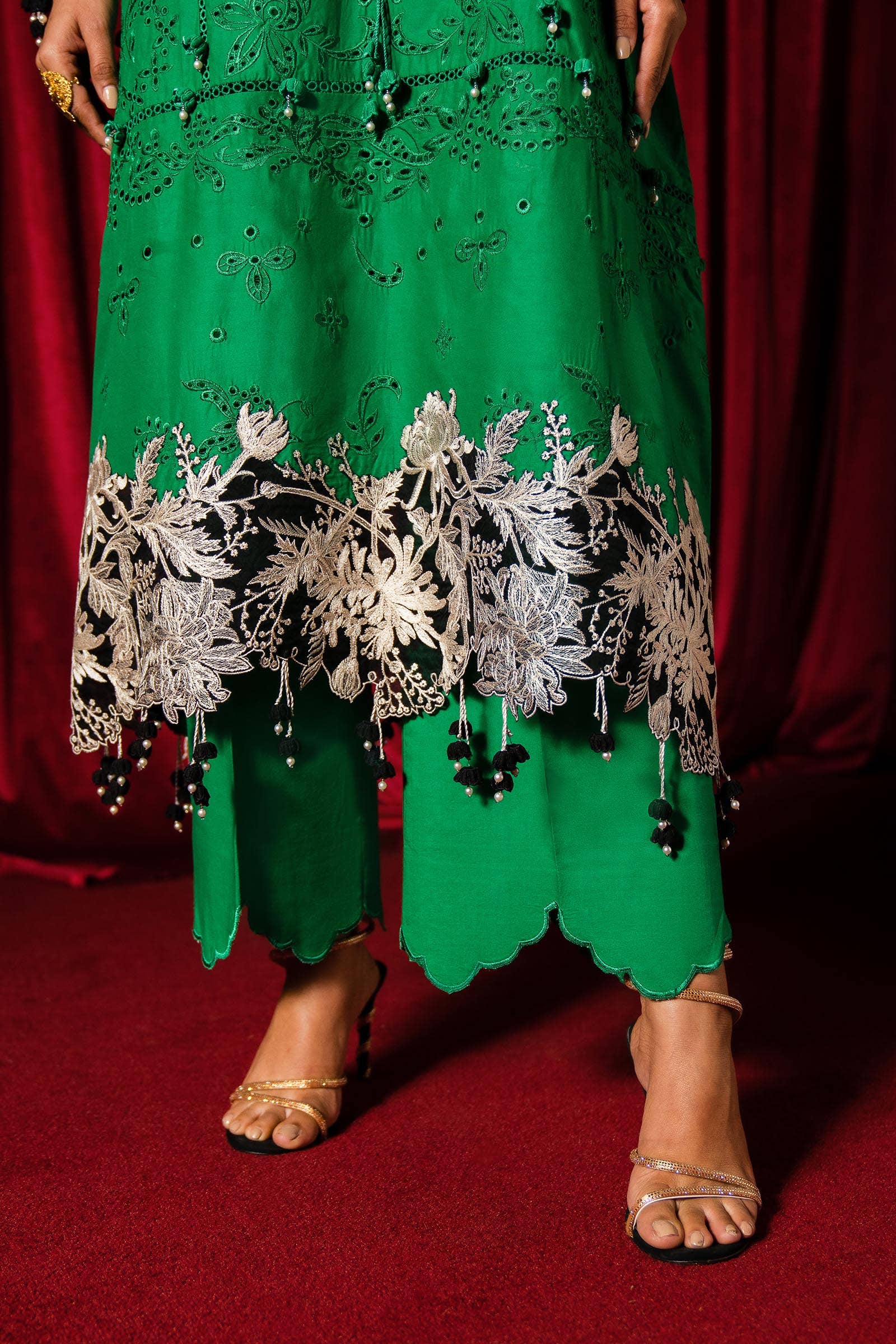 Sana Safinaz | Luxury Collection 24 | L241-001B-3CL - Pakistani Designer Dress - by Sana Safinaz | Type: Luxury - 100% Original at Saira Sultan