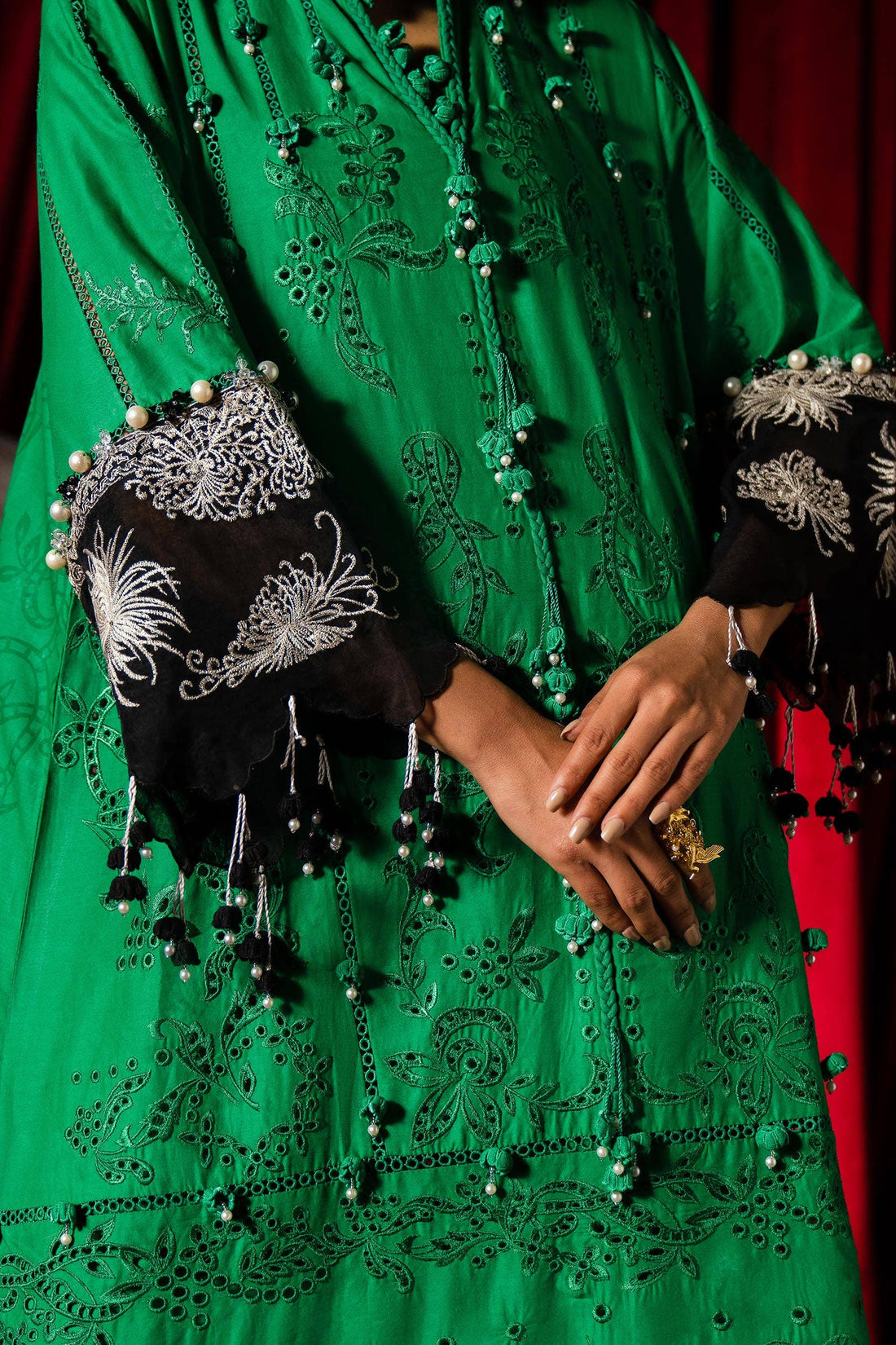 Sana Safinaz | Luxury Collection 24 | L241-001B-3CL - Pakistani Designer Dress - by Sana Safinaz | Type: Luxury - 100% Original at Saira Sultan