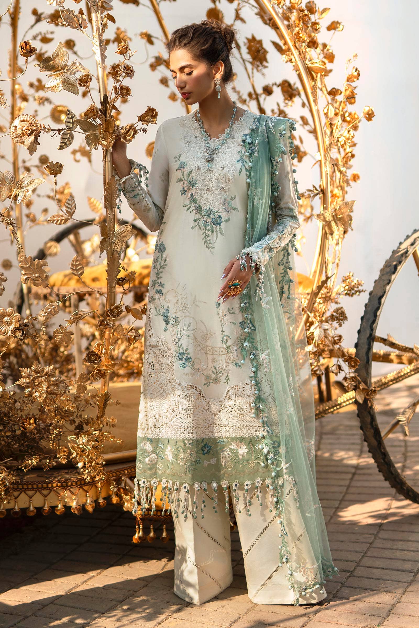 Sana Safinaz | Luxury Collection 24 | L241-003A-3CT - Pakistani Designer Dress - by Sana Safinaz | Type: Luxury - 100% Original at Saira Sultan