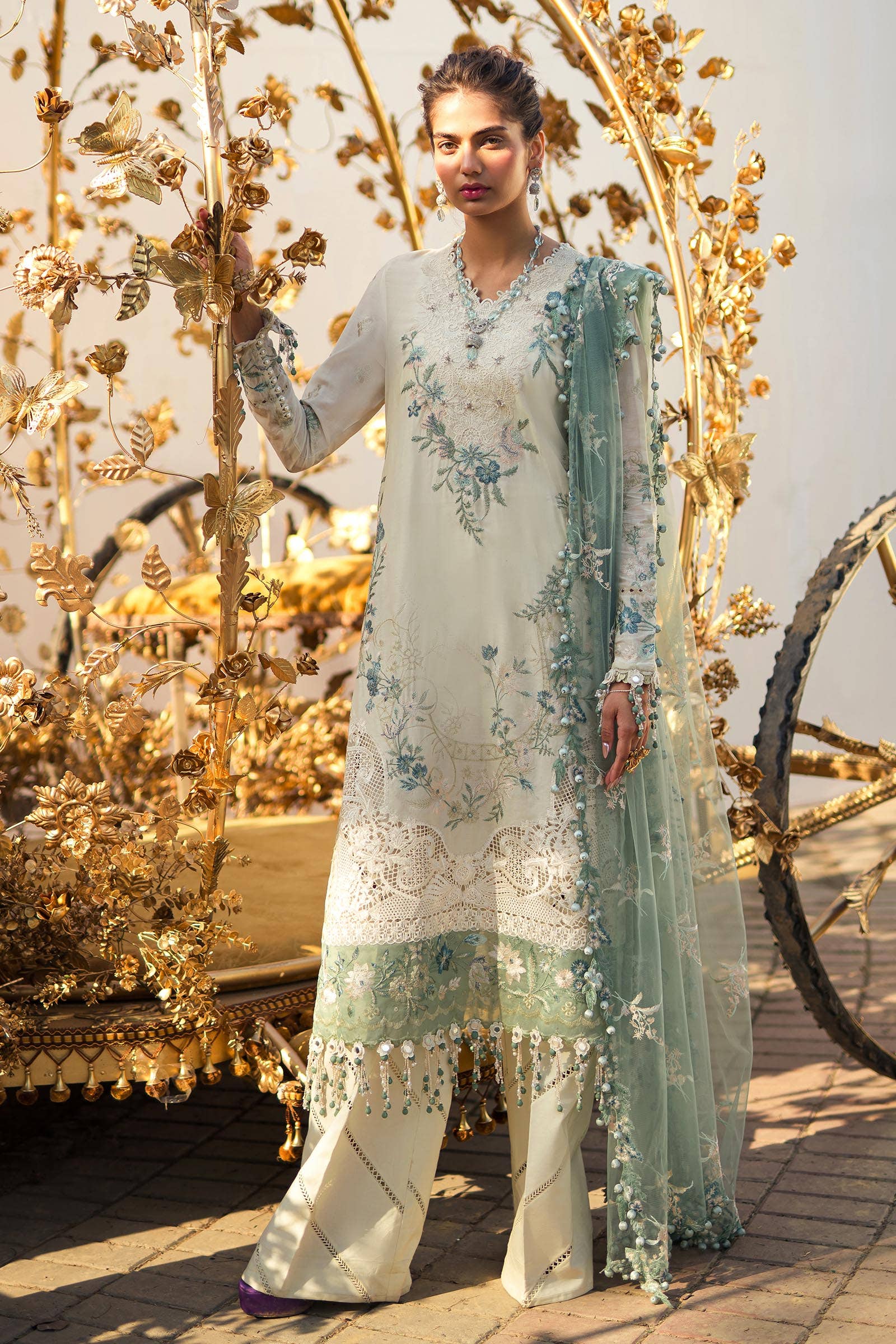 Sana Safinaz | Luxury Collection 24 | L241-003A-3CT - Pakistani Designer Dress - by Sana Safinaz | Type: Luxury - 100% Original at Saira Sultan