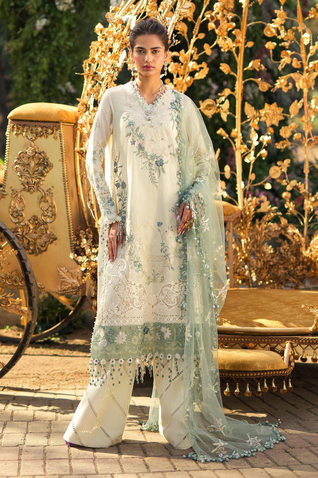 Sana Safinaz | Luxury Collection 24 | L241-003A-3CT - Pakistani Designer Dress - by Sana Safinaz | Type: Luxury - 100% Original at Saira Sultan