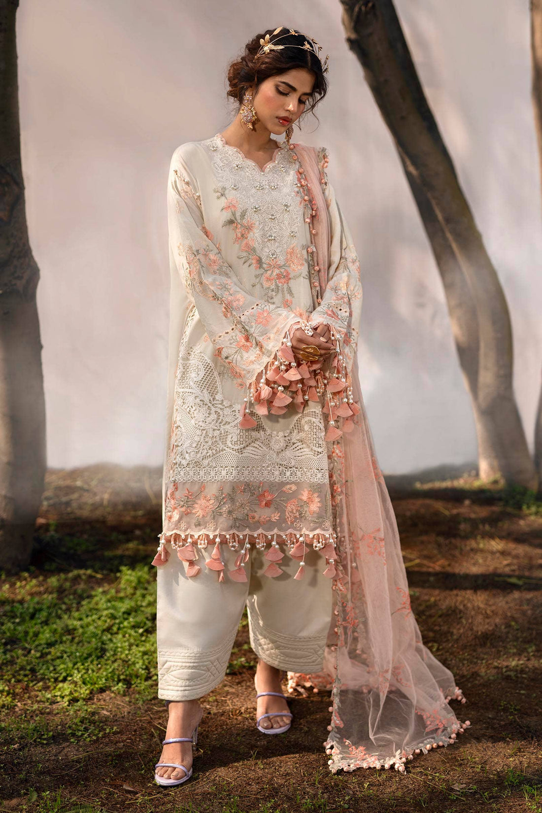 Sana Safinaz | Luxury Collection 24 | L241-003B-3CT - Pakistani Designer Dress - by Sana Safinaz | Type: Luxury - 100% Original at Saira Sultan