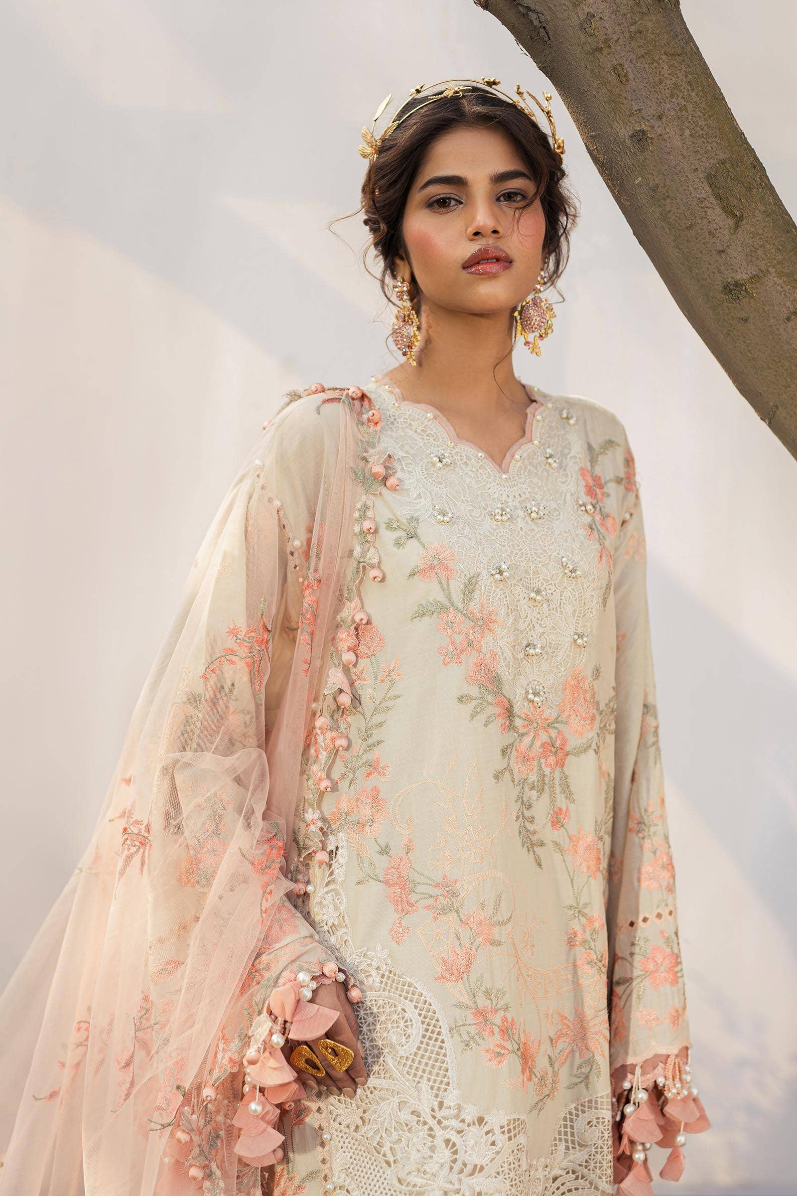 Sana Safinaz | Luxury Collection 24 | L241-003B-3CT - Pakistani Designer Dress - by Sana Safinaz | Type: Luxury - 100% Original at Saira Sultan