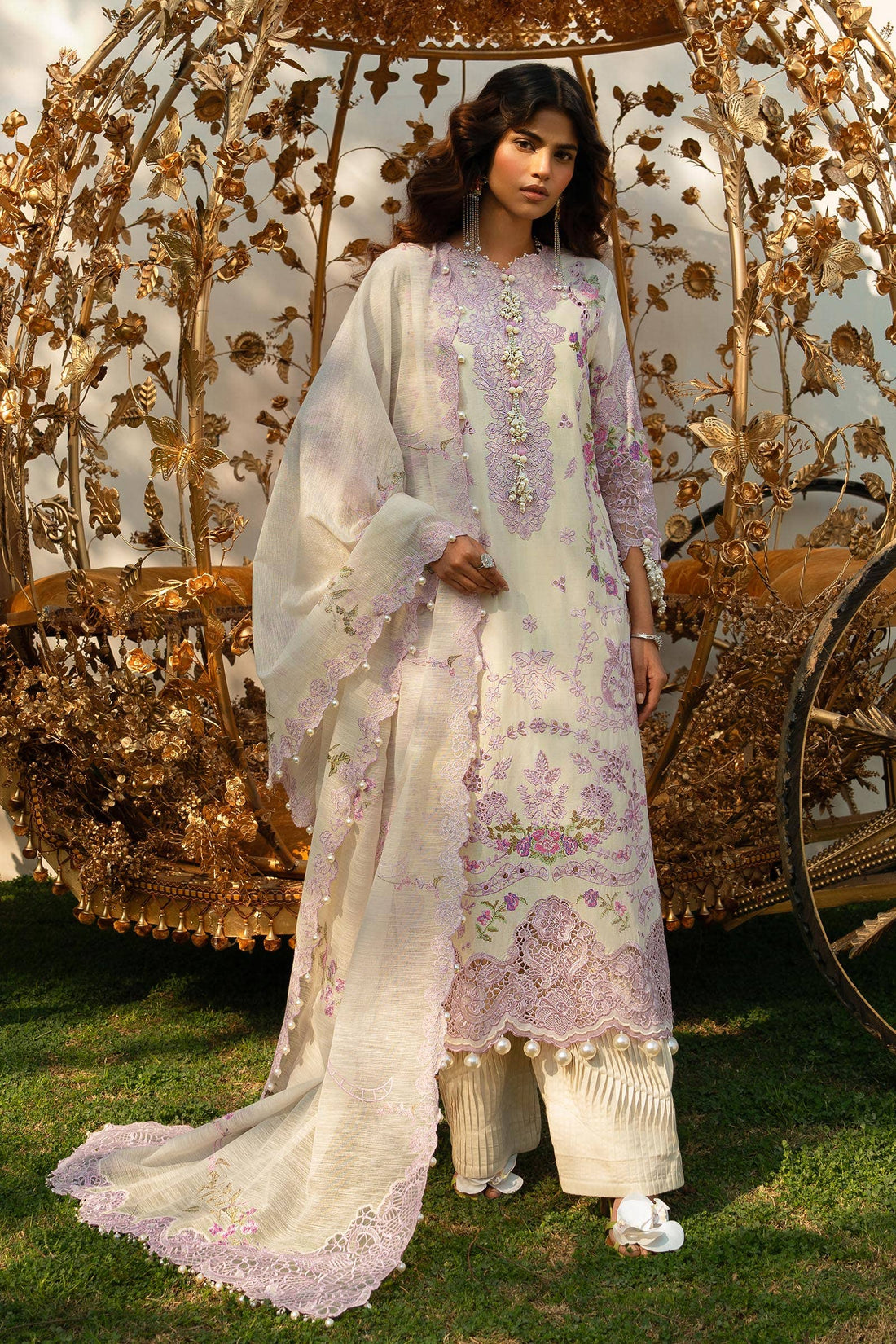 Sana Safinaz | Luxury Collection 24 | L241-004B-3CV - Pakistani Designer Dress - by Sana Safinaz | Type: Luxury - 100% Original at Saira Sultan