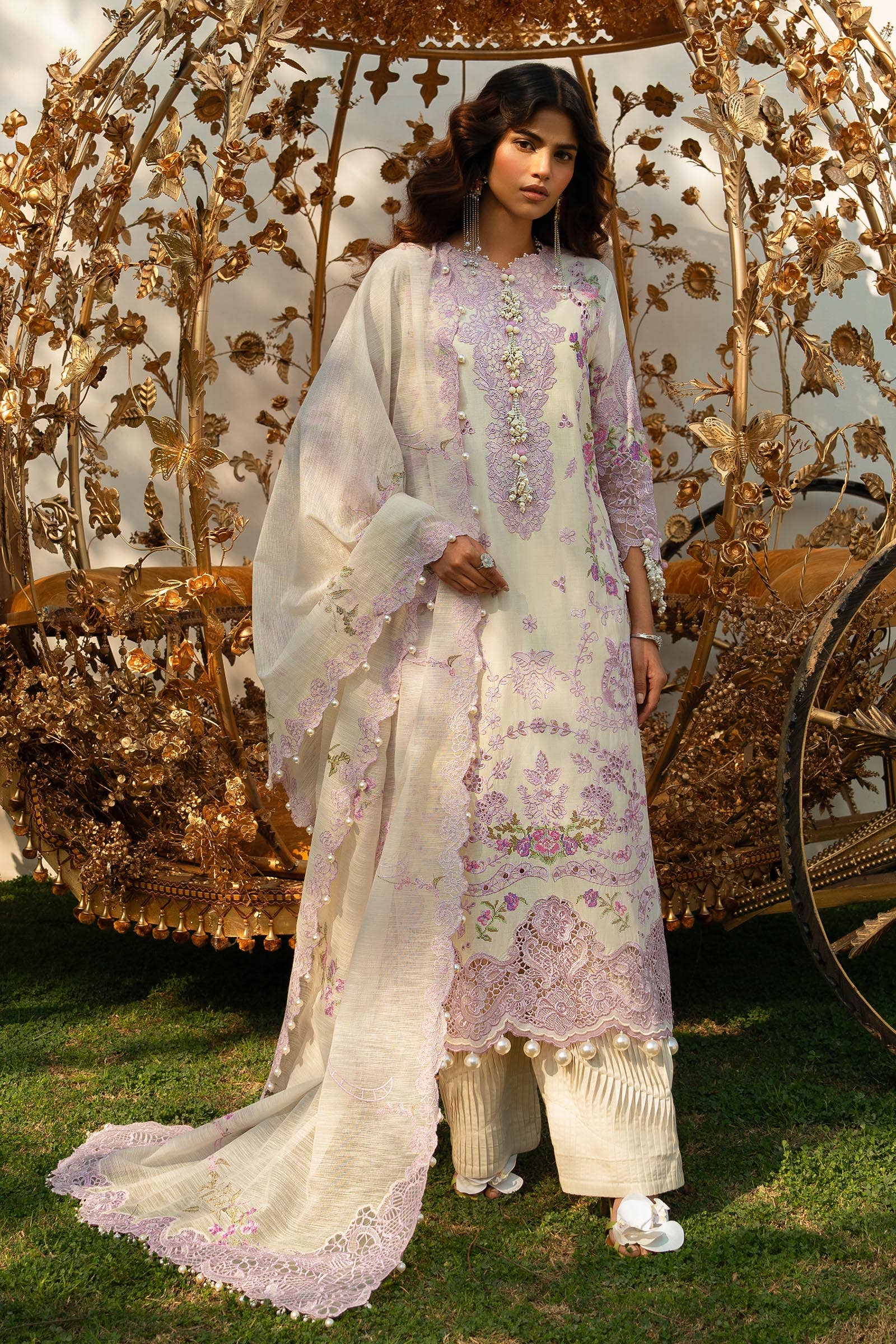 Sana Safinaz | Luxury Collection 24 | L241-004B-3CV - Pakistani Designer Dress - by Sana Safinaz | Type: Luxury - 100% Original at Saira Sultan