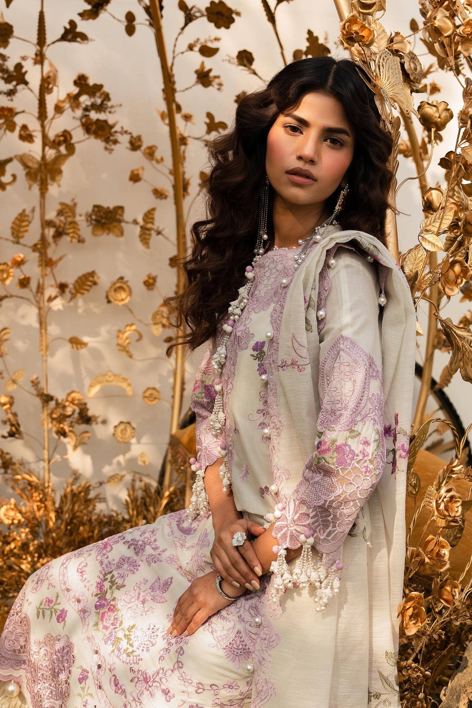 Sana Safinaz | Luxury Collection 24 | L241-004B-3CV - Pakistani Designer Dress - by Sana Safinaz | Type: Luxury - 100% Original at Saira Sultan
