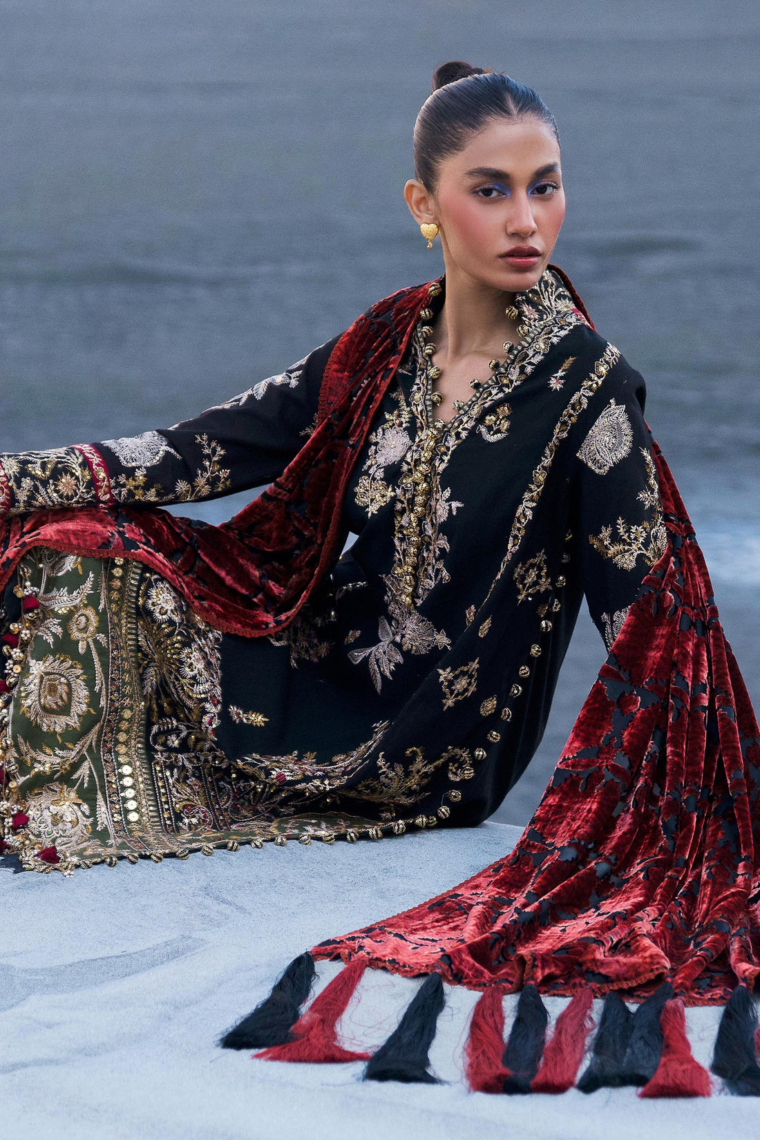 Sana Safinaz | Winter Shawl 24 | S241-001A-3CP - Pakistani Designer Dress - by Sana Safinaz | Type: Ladies Clothes - 100% Original at Saira Sultan