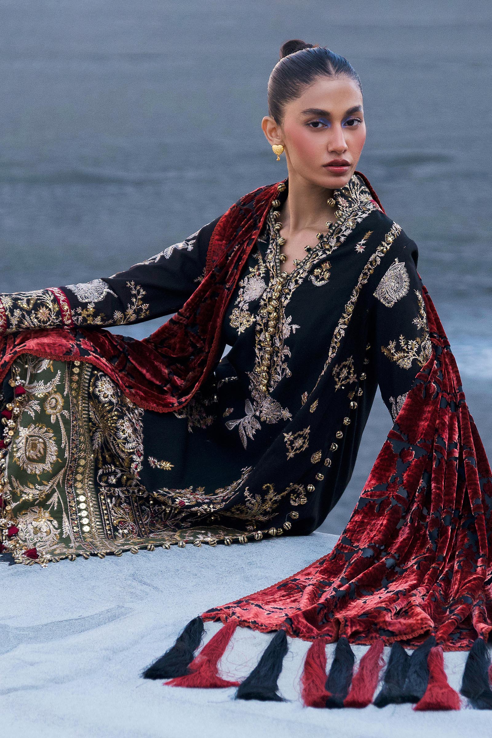 Sana Safinaz | Winter Shawl 24 | S241-001A-3CP - Pakistani Designer Dress - by Sana Safinaz | Type: Ladies Clothes - 100% Original at Saira Sultan