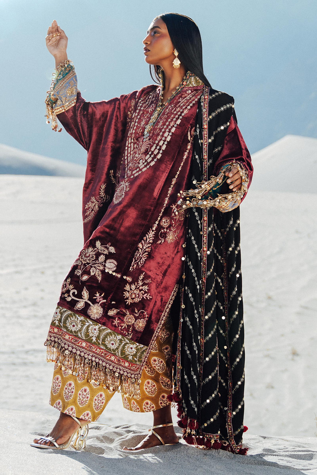 Sana Safinaz | Winter Shawl 24 | Velvet V241-002-3CP - Pakistani Designer Dress - by Sana Safinaz | Type: Ladies Clothes - 100% Original at Saira Sultan