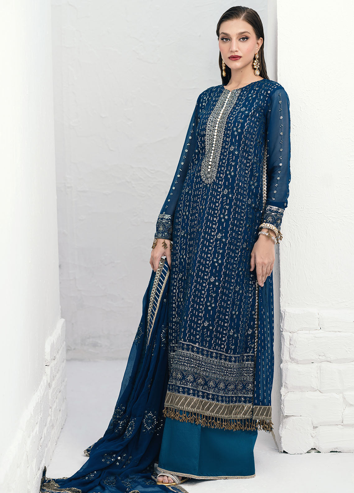Sahane | Savoir Luxury Formals Savoir | CT-140004 Ashen - Savoir - Pakistani Designer Dress - by Sahane | Type: Formal - 100% Original at Saira Sultan