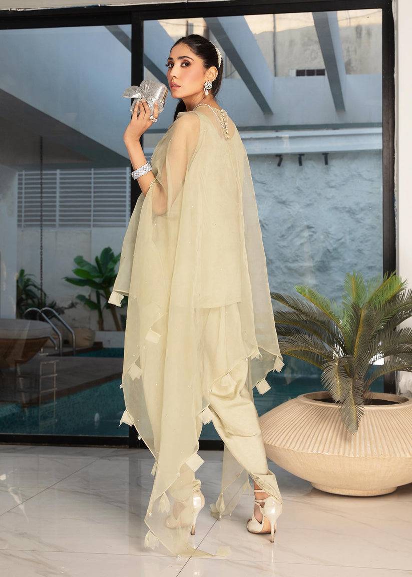 Shiza Hassan | Sublime Luxury Pret | Inara - Pakistani Designer Dress - by Shiza Hassan | Type: Formal - 100% Original at Saira Sultan