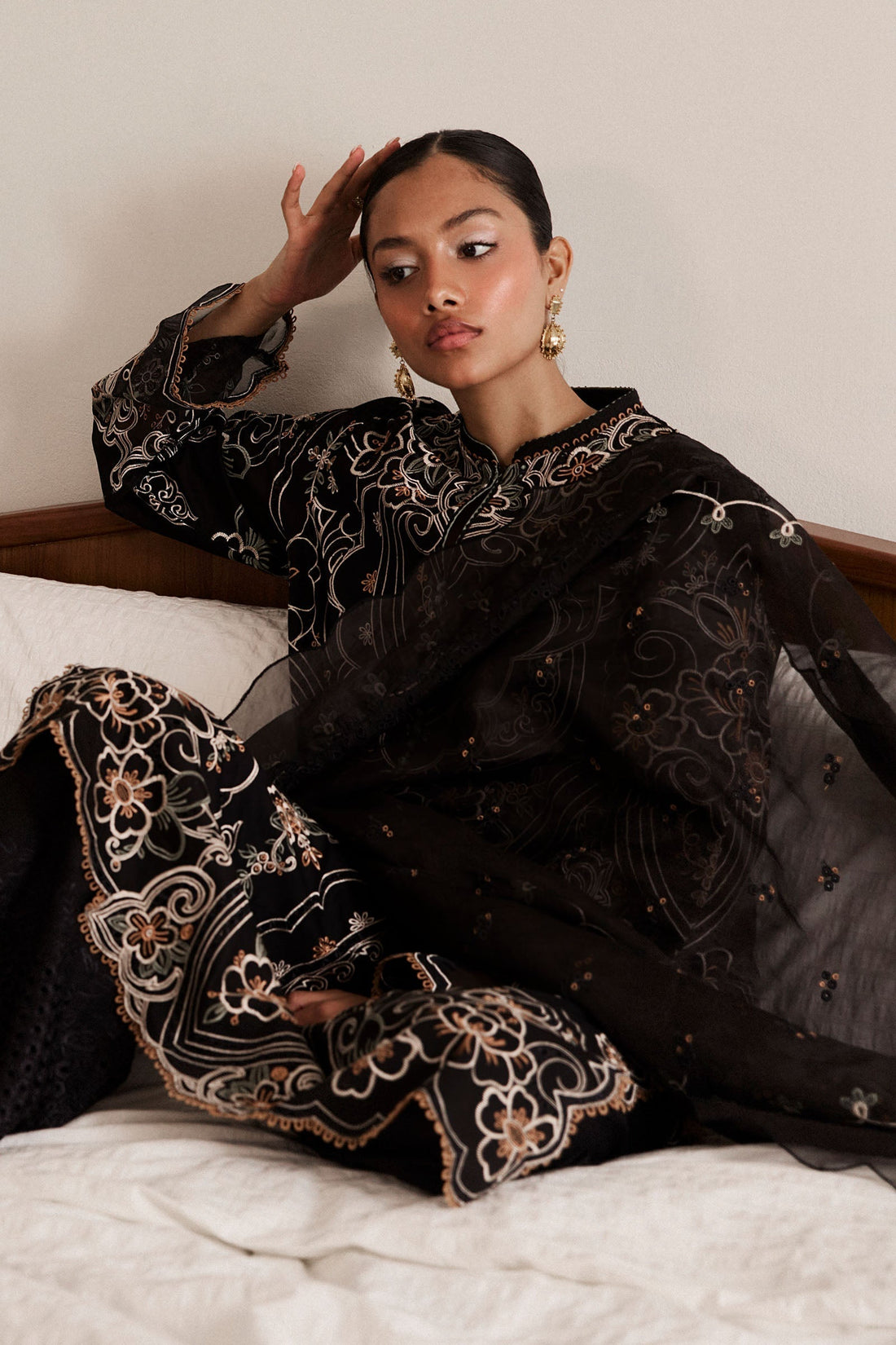 Zara Shahjahan | Satori 25 | Shizumi-4A XS Black Lawn