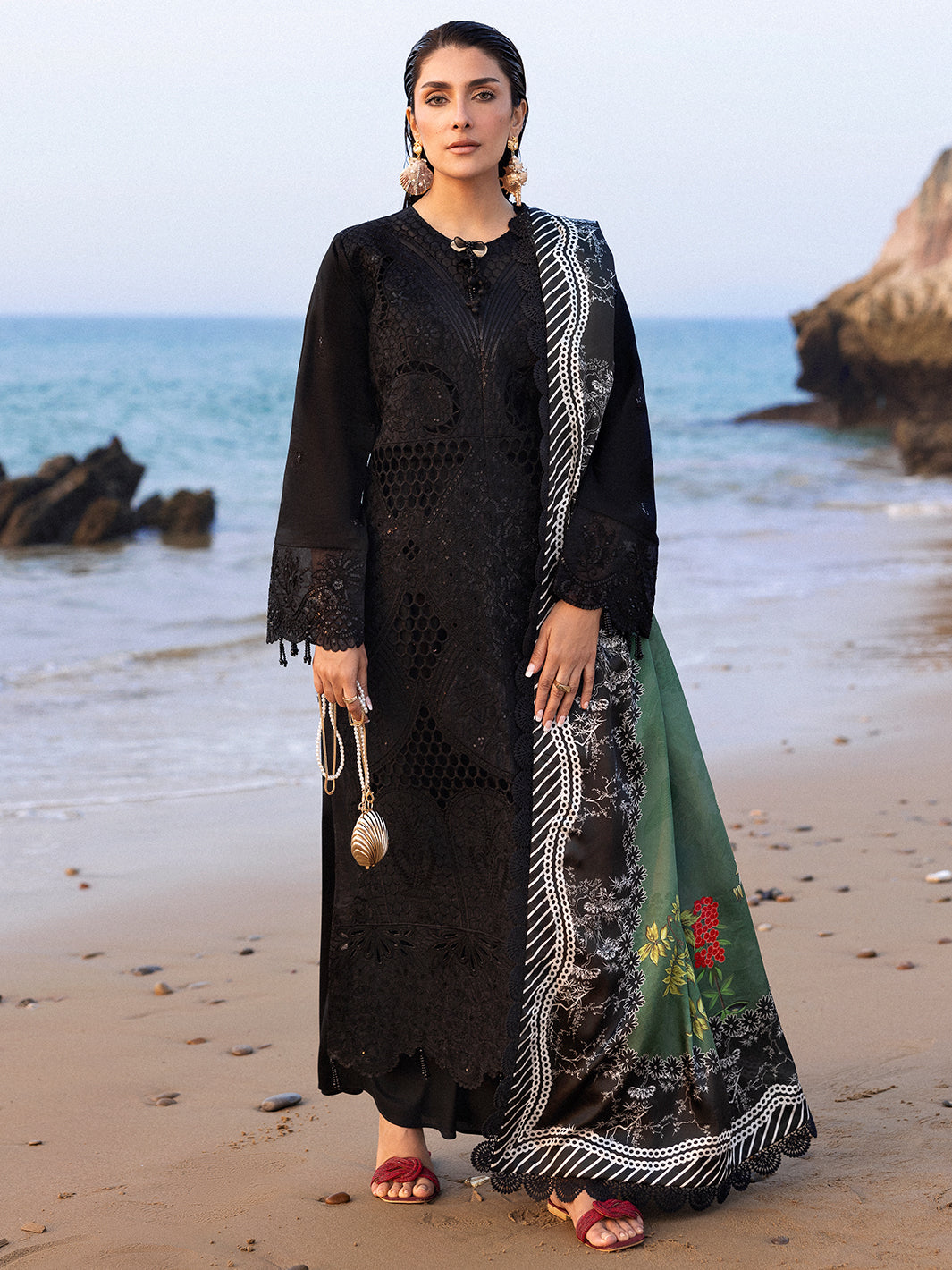 Mahnur | Sirena Luxury Lawn 25 | Sierra XS Black Lawn