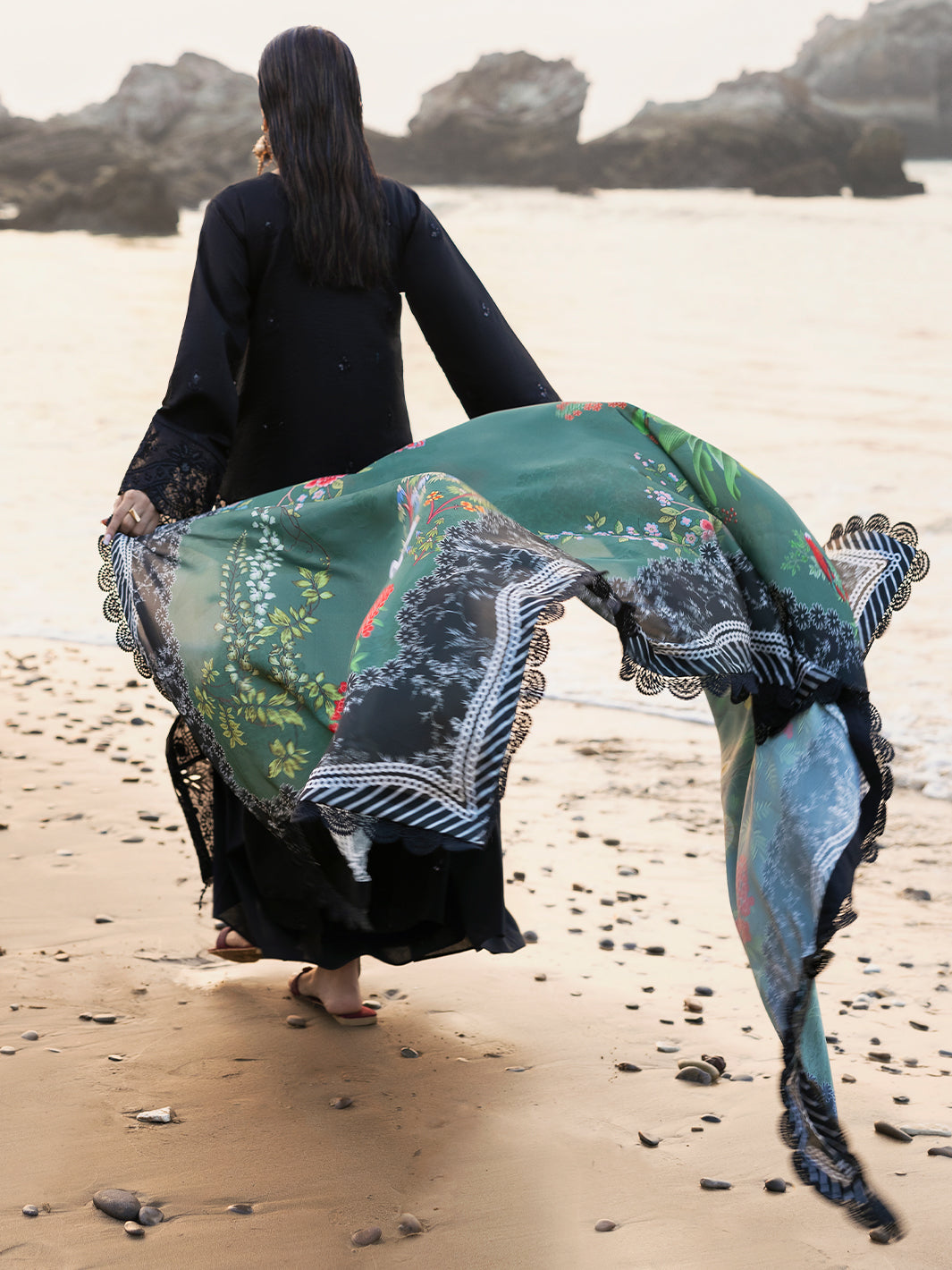 Mahnur | Sirena Luxury Lawn 25 | Sierra XS Black Lawn