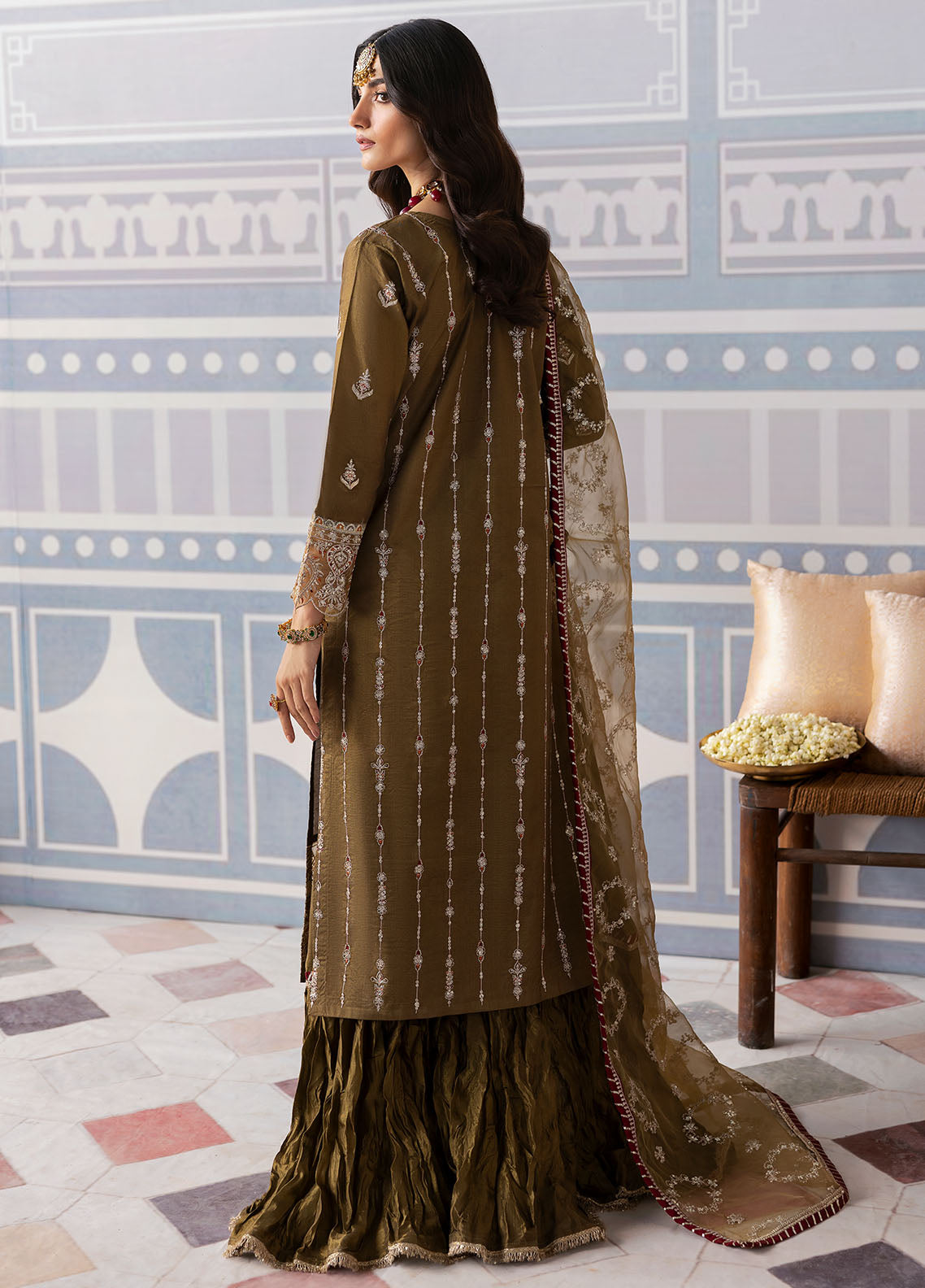 Sahane | There She Glows | TSG-02 Olivine - There She Glows S Dull Brown Raw Silk
