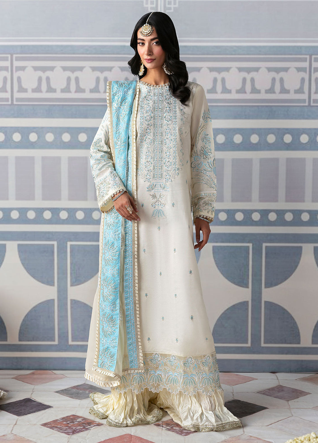 Sahane | There She Glows | TSG-03 Glow XS Ivory Raw Silk