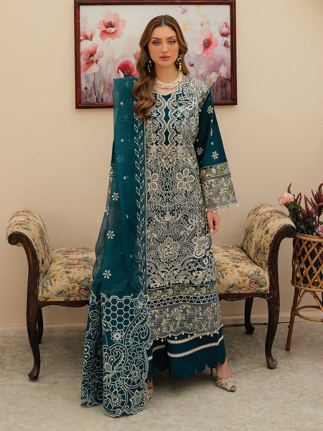 Mahnur | Allenura Luxury Lawn 24 | TUSCANY - Pakistani Designer Dress - by Mahnur | Type: Luxury - 100% Original at Saira Sultan