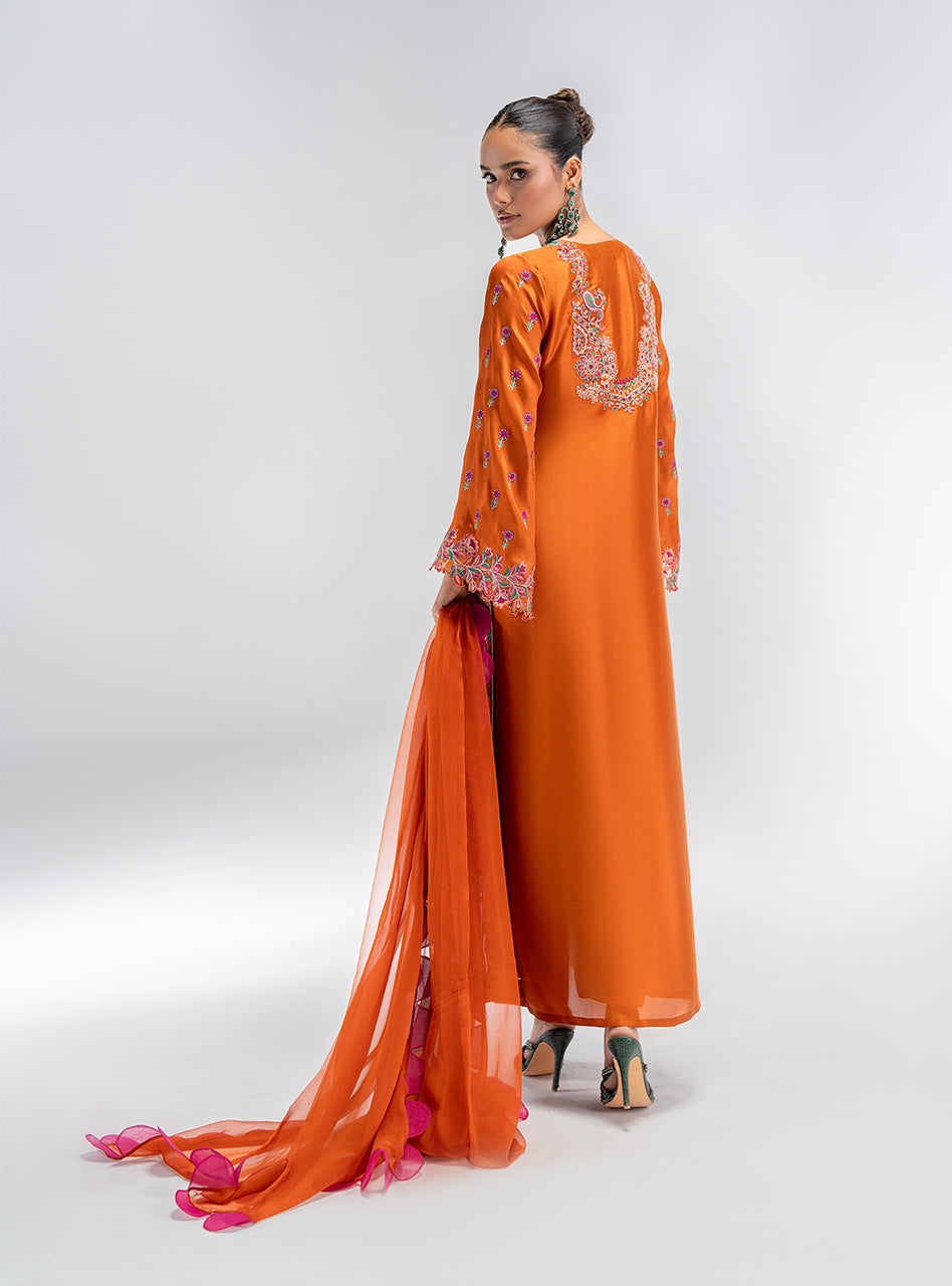 Zainab Chottani | Luxe Pret 25 | Auset - Pakistani Designer Dress - by Zainab Chottani - Type : Ladies Clothes - 100% Original at Saira Sultan