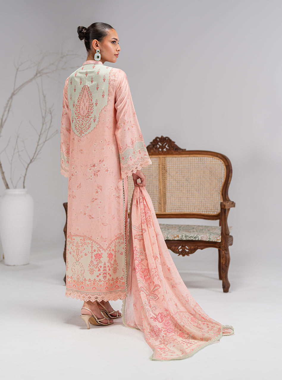 Zainab Chottani | Luxe Pret 25 | Eshe - Pakistani Designer Dress - by Zainab Chottani - Type : Ladies Clothes - 100% Original at Saira Sultan