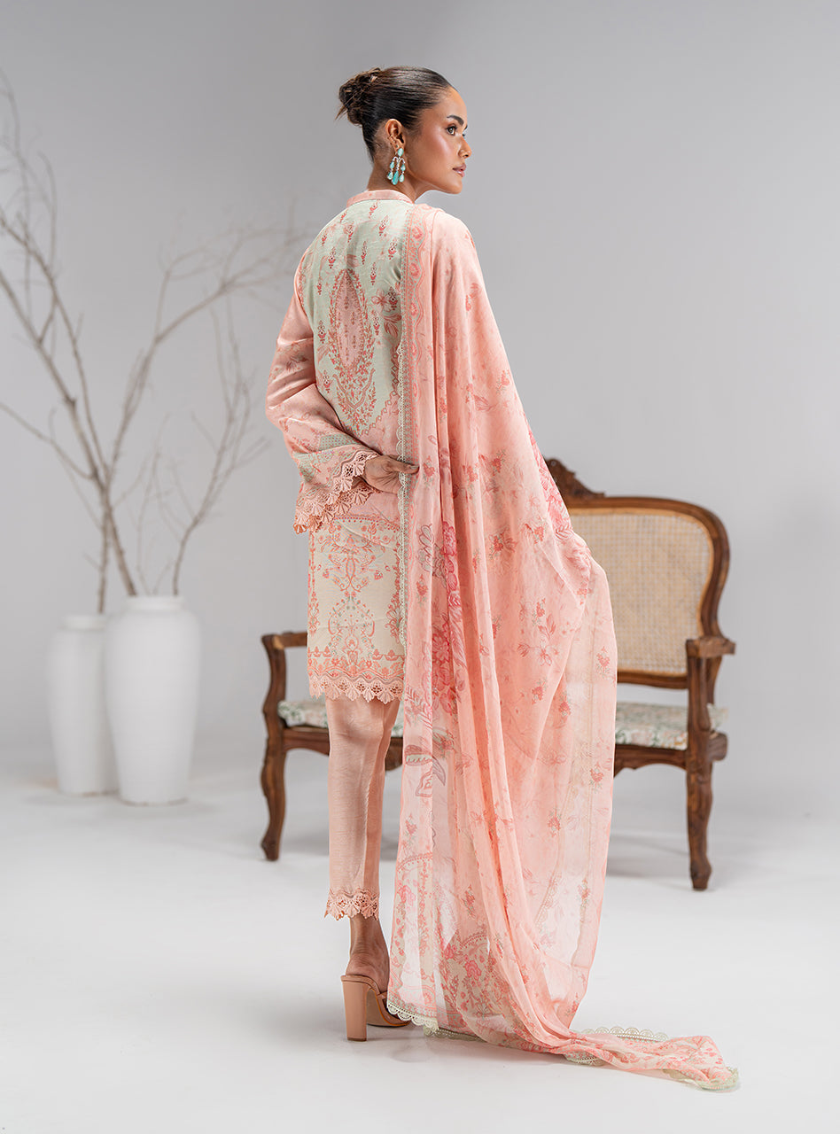 Zainab Chottani | Luxe Pret 25 | Eira - Pakistani Designer Dress - by Zainab Chottani - Type : Ladies Clothes - 100% Original at Saira Sultan