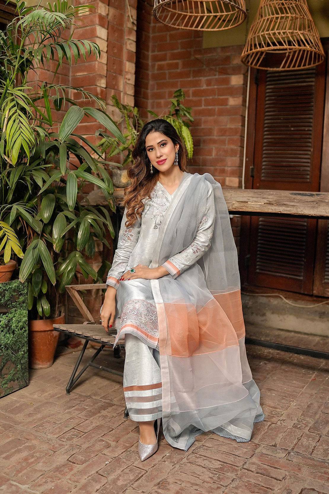 Leon | Leon Luxe Collection | Peach Oyster - Pakistani Designer Dress - by Leon | Type: Formal - 100% Original at Saira Sultan