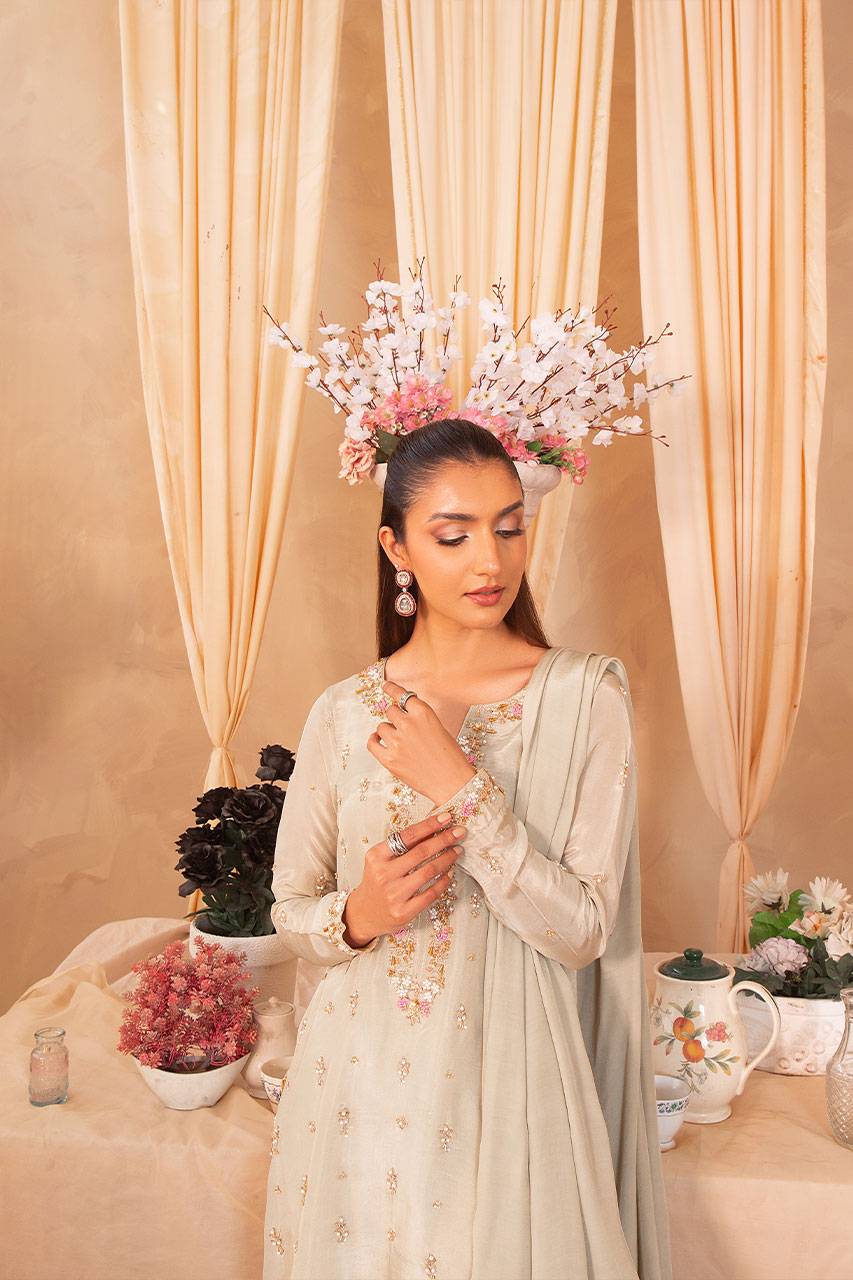 Leon | Leon Luxe Collection | Enchante - Pakistani Designer Dress - by Leon | Type: Formal - 100% Original at Saira Sultan