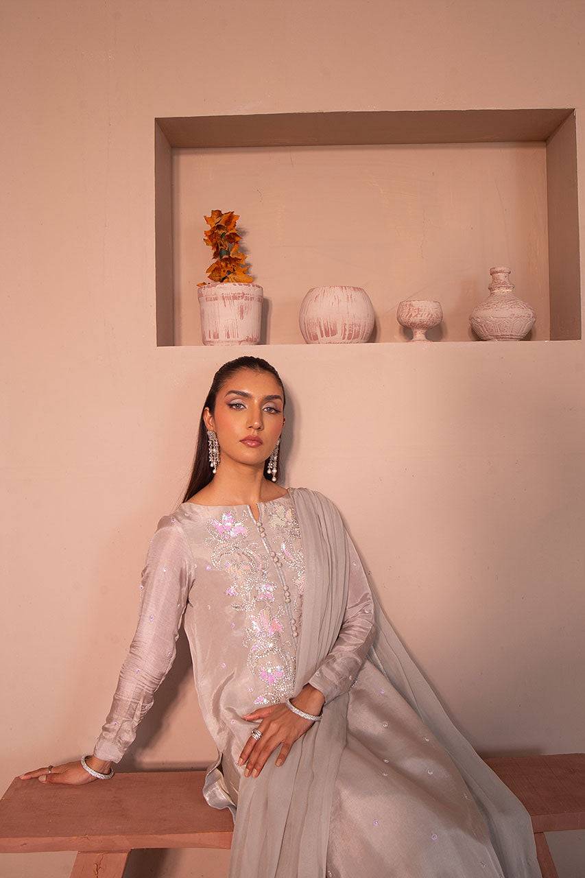 Leon | Leon Luxe Collection | ARIA - Pakistani Designer Dress - by Leon | Type: Formal - 100% Original at Saira Sultan