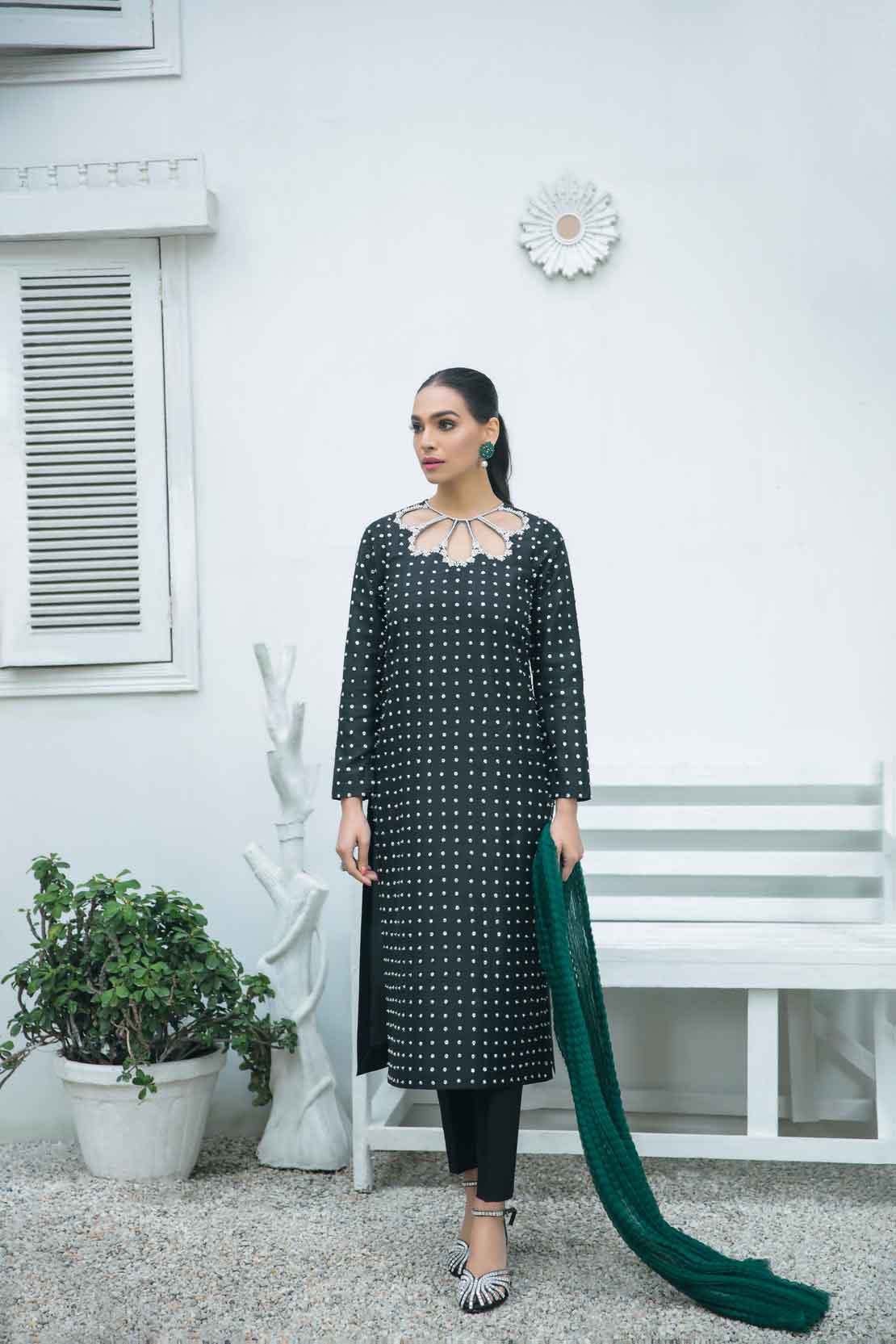 Leon | Leon Luxe Collection | SWAN DRESS - Pakistani Designer Dress - by Leon | Type: Formal - 100% Original at Saira Sultan