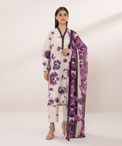 Sapphire | Eid Collection | D03 - Pakistani Designer Dress - by Sapphire | Type: Luxury - 100% Original at Saira Sultan