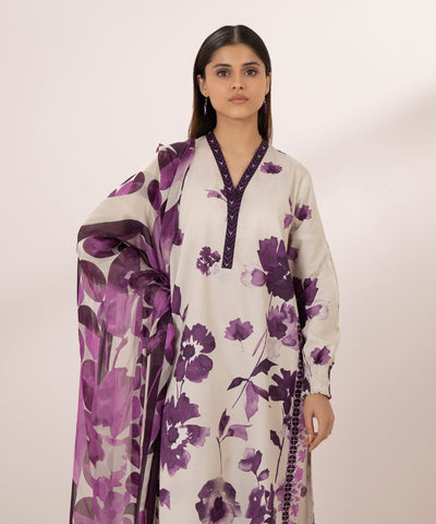 Sapphire | Eid Collection | D03 - Pakistani Designer Dress - by Sapphire | Type: Luxury - 100% Original at Saira Sultan