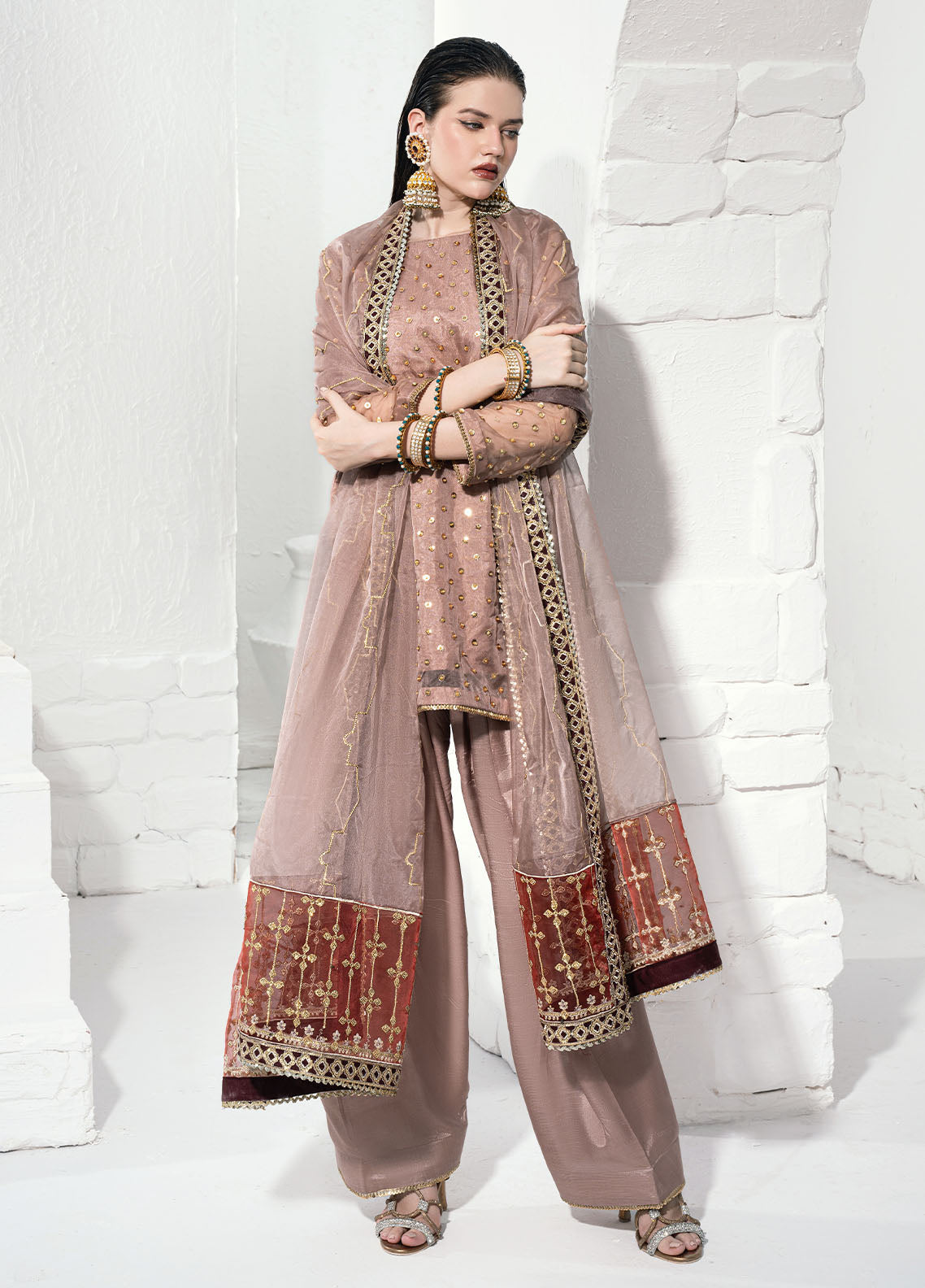 Sahane | Savoir Luxury Formals | CT-140001 Lirio - Savoir - Pakistani Designer Dress - by Sahane | Type: Formal - 100% Original at Saira Sultan