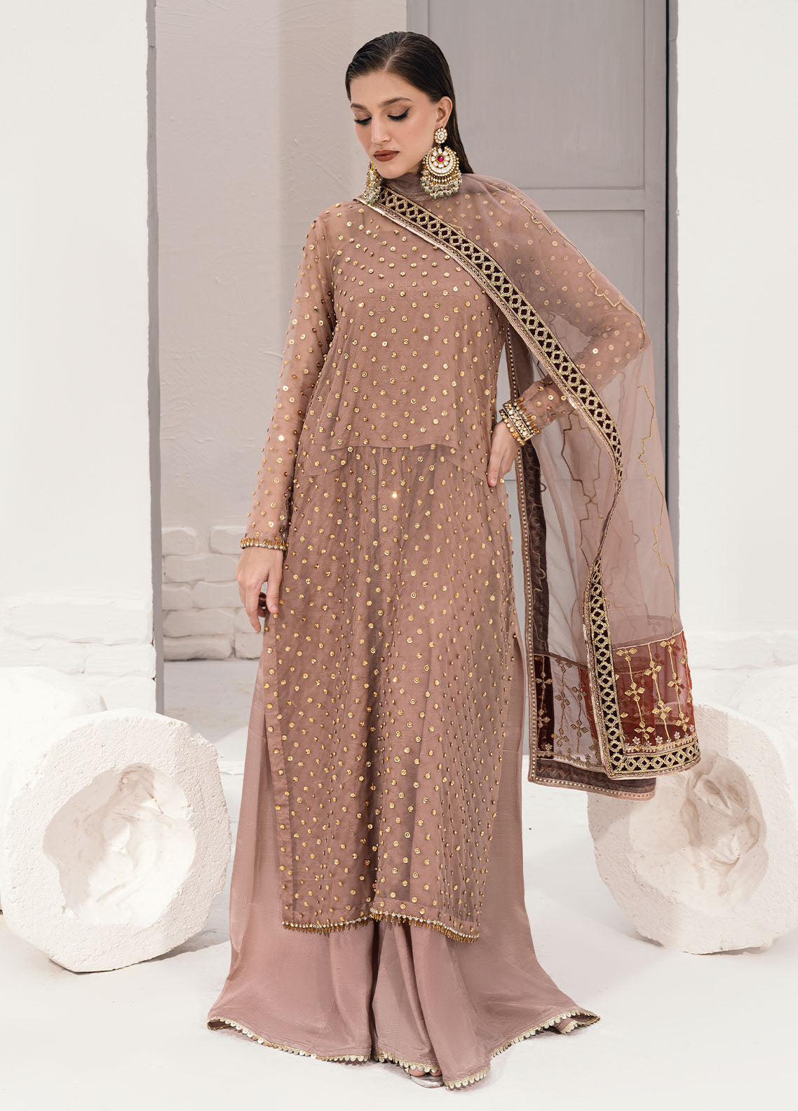 Sahane | Savoir Luxury Formals | CT-140001 Lirio - Savoir - Pakistani Designer Dress - by Sahane | Type: Formal - 100% Original at Saira Sultan