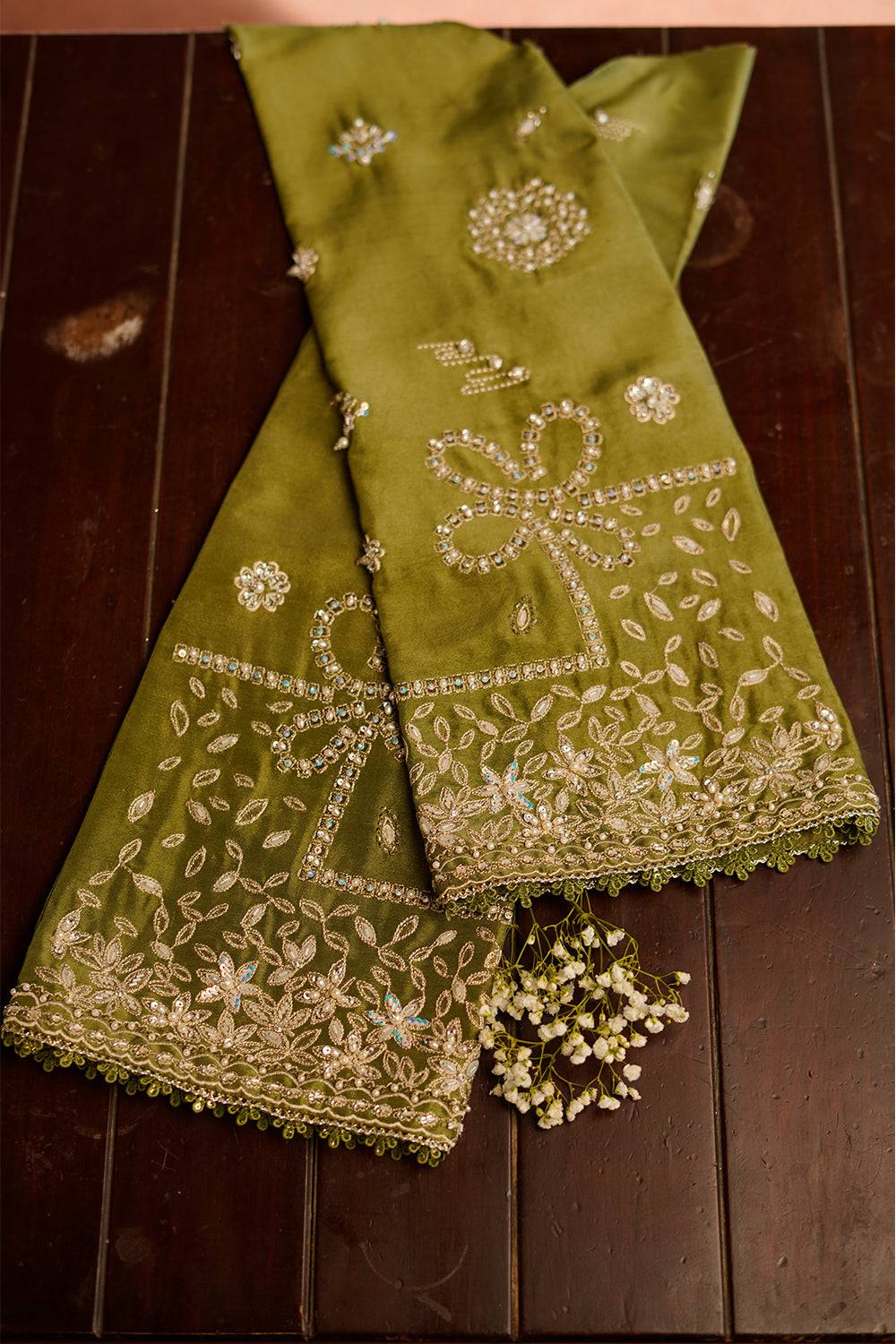 Nyra | Silk Pret A Porter 25 | Bella - Pakistani Designer Dress - by Nyra | Type: Ladies Clothes - 100% Original at Saira Sultan