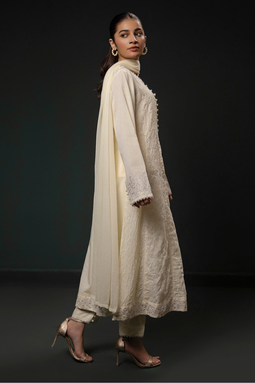 Zellbury | Summer Pret | Embroidered Kurta Dupatta Trouser - 3332