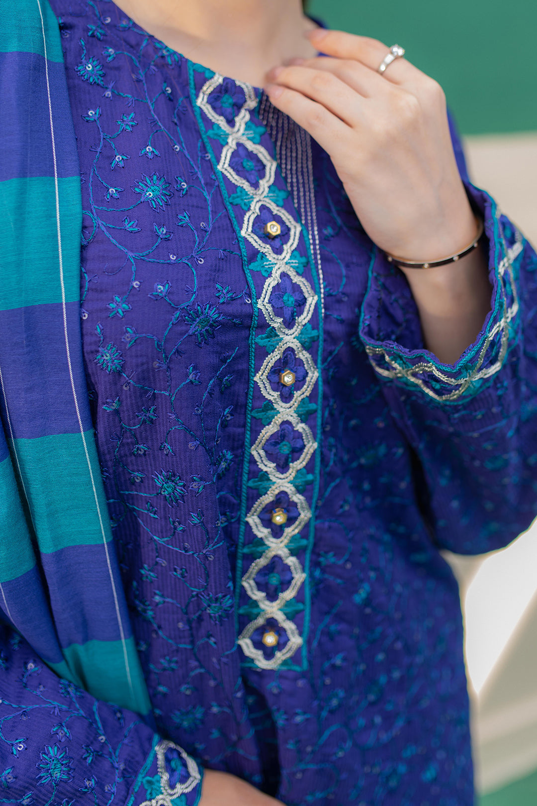 Zellbury | Summer Pret | Embroidered Kurta Dupatta Trouser - 2004
