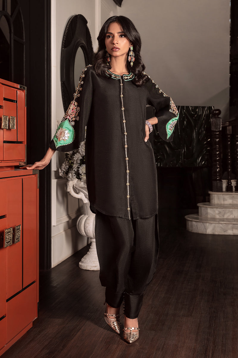 Wardha Saleem | Zimal Silk Edit | Evania - Pakistani Designer Dress - by Wardha Saleem - Type : Ladies Clothes - 100% Original at Saira Sultan