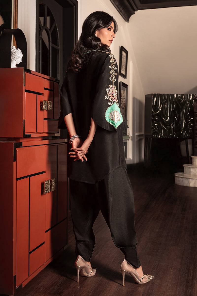 Wardha Saleem | Zimal Silk Edit | Evania - Pakistani Designer Dress - by Wardha Saleem - Type : Ladies Clothes - 100% Original at Saira Sultan