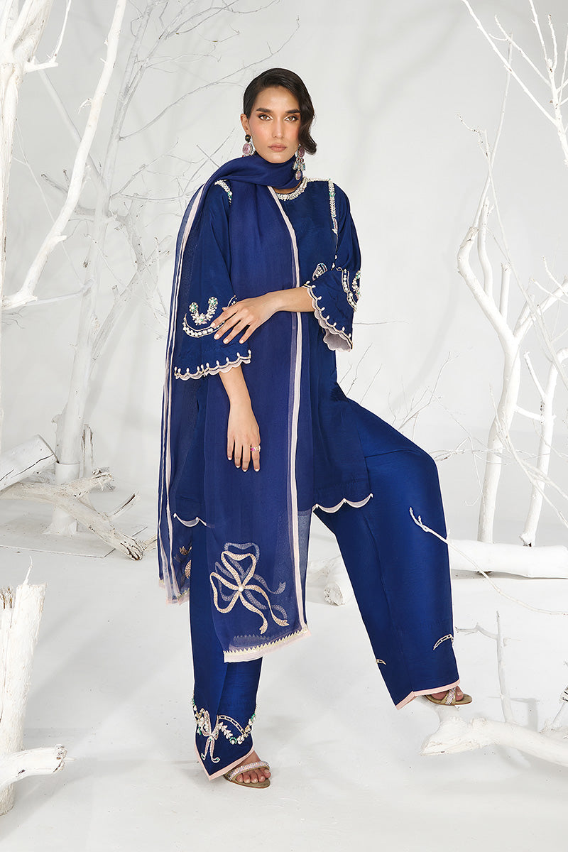 Wardha Saleem | Zimal Silk Edit | Zeina - Pakistani Designer Dress - by Wardha Saleem - Type : Ladies Clothes - 100% Original at Saira Sultan