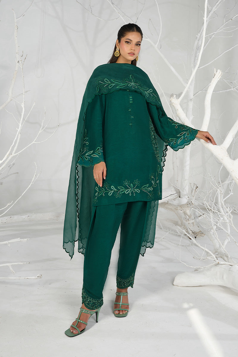 Wardha Saleem | Zimal Silk Edit | Xaha - Pakistani Designer Dress - by Wardha Saleem - Type : Ladies Clothes - 100% Original at Saira Sultan