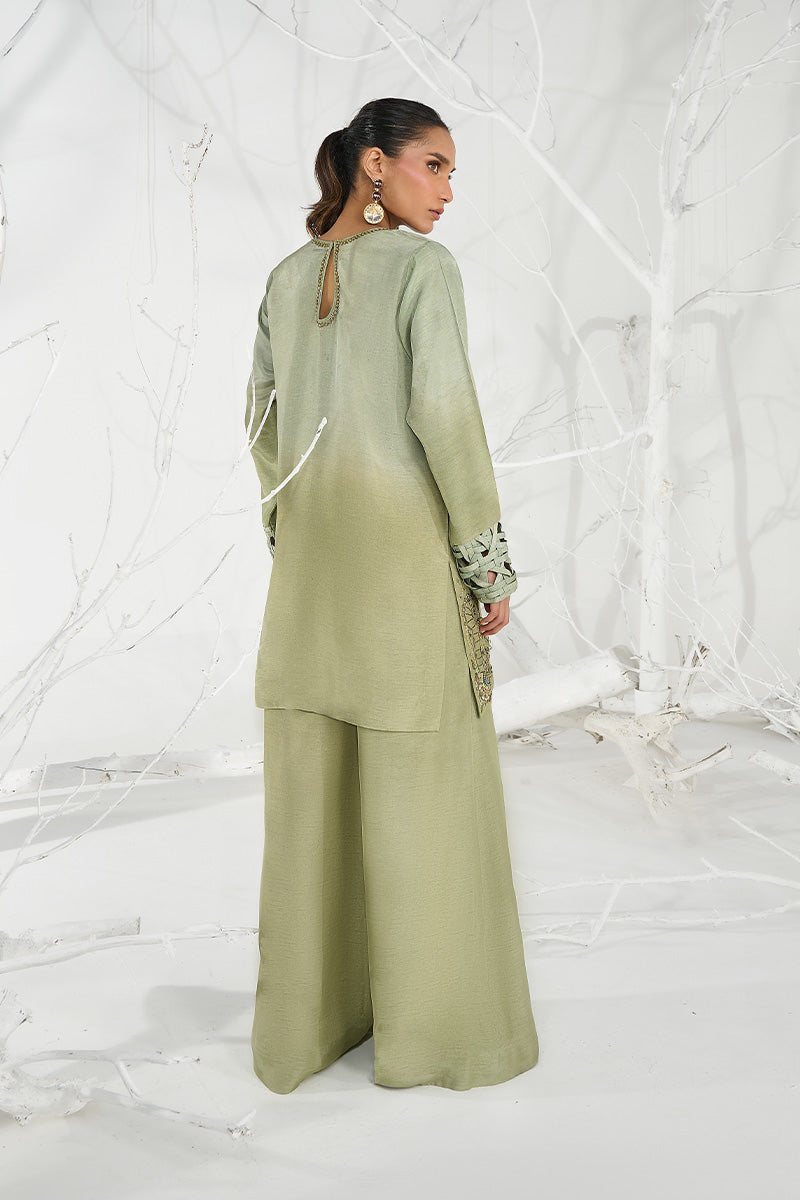 Wardha Saleem | Zimal Silk Edit | Sila - Pakistani Designer Dress - by Wardha Saleem - Type : Ladies Clothes - 100% Original at Saira Sultan