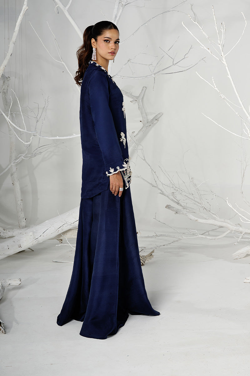 Wardha Saleem | Zimal Silk Edit | Lilia (Pure Raw-Silk) - Pakistani Designer Dress - by Wardha Saleem - Type : Ladies Clothes - 100% Original at Saira Sultan