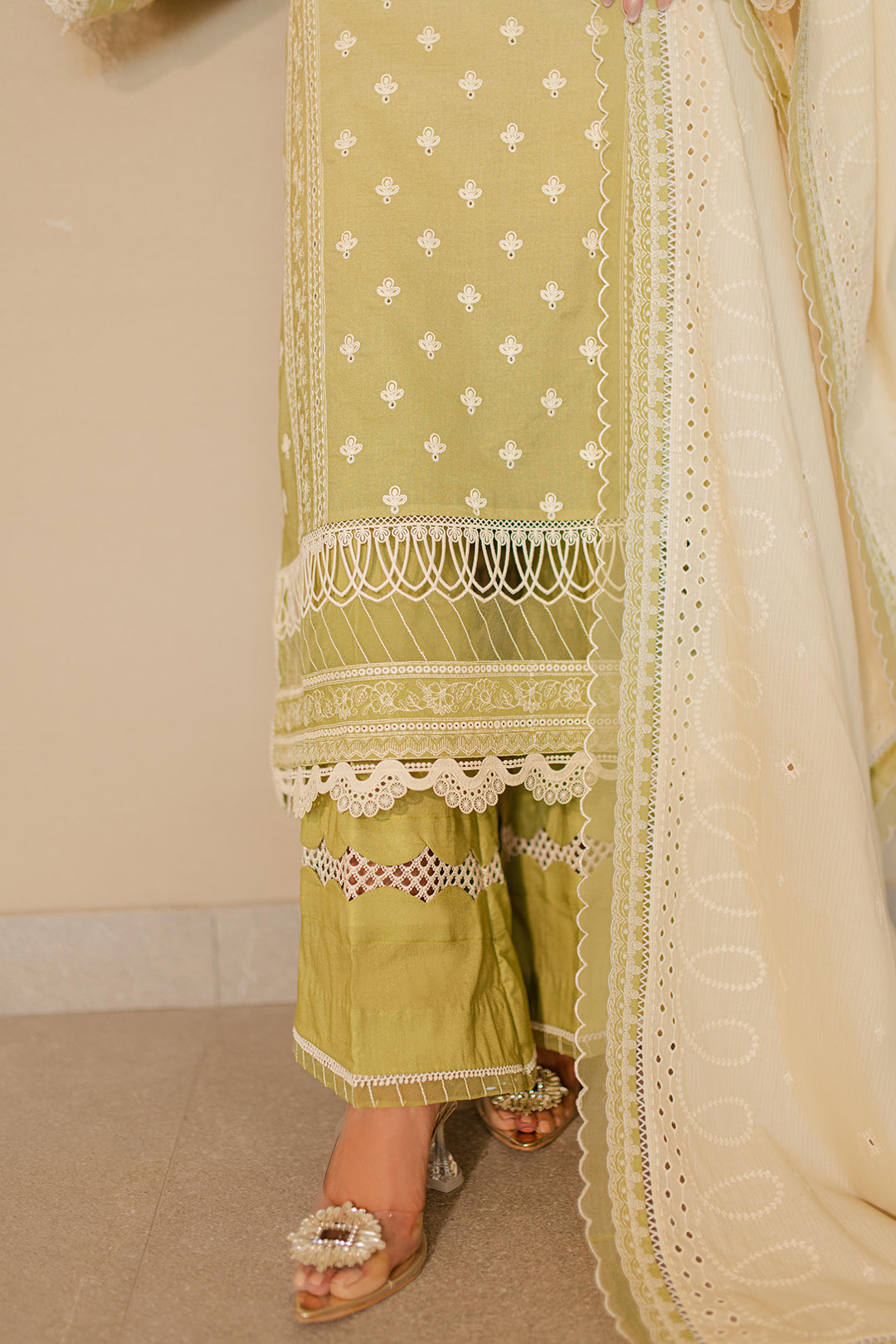 Zellbury | Unstitched 3 Piece Chikankari | Embroidered Shirt Shalwar Dupatta - 0702