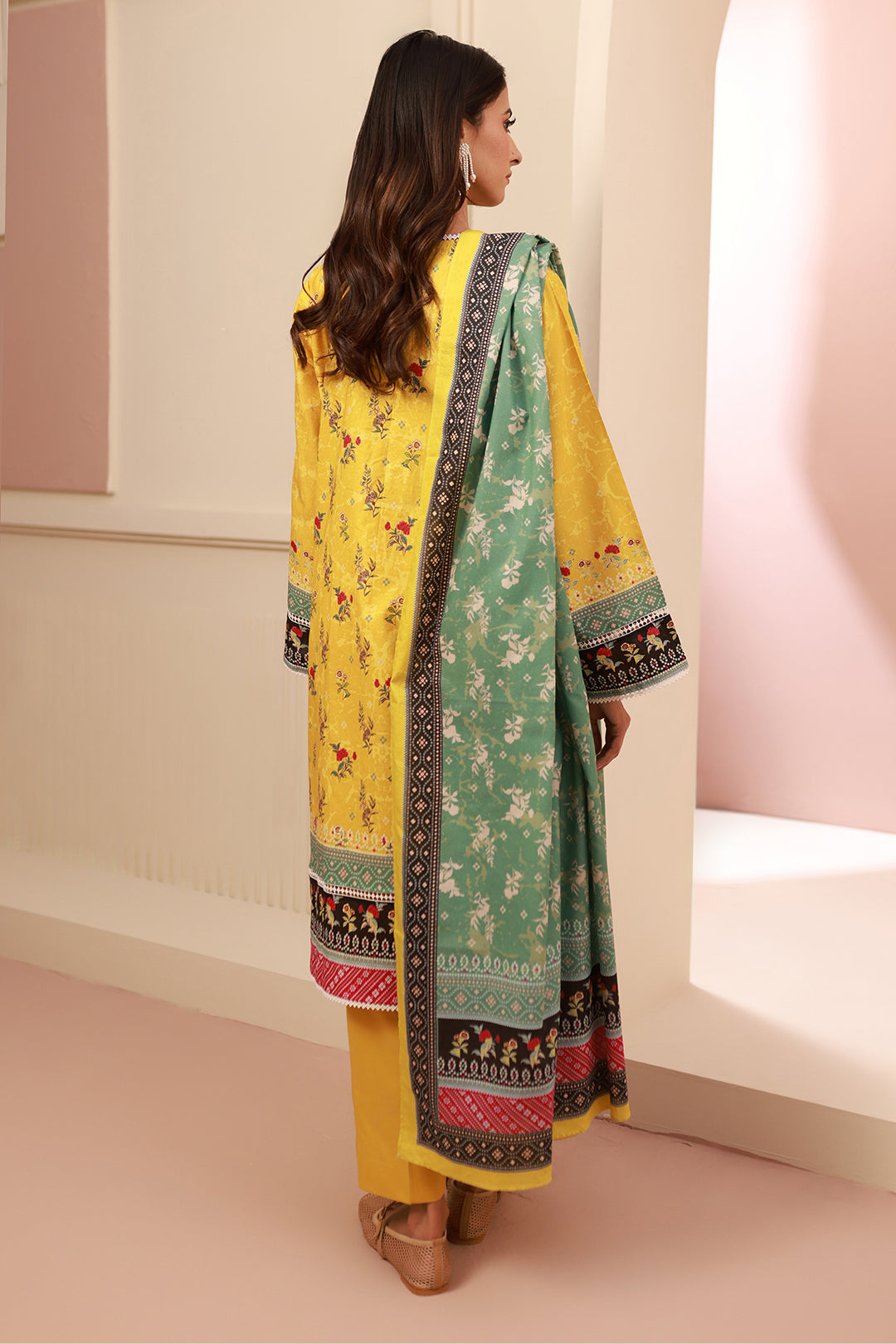 Zellbury | Unstitched 3 Piece Cambric | Shirt Shalwar Dupatta - 0631