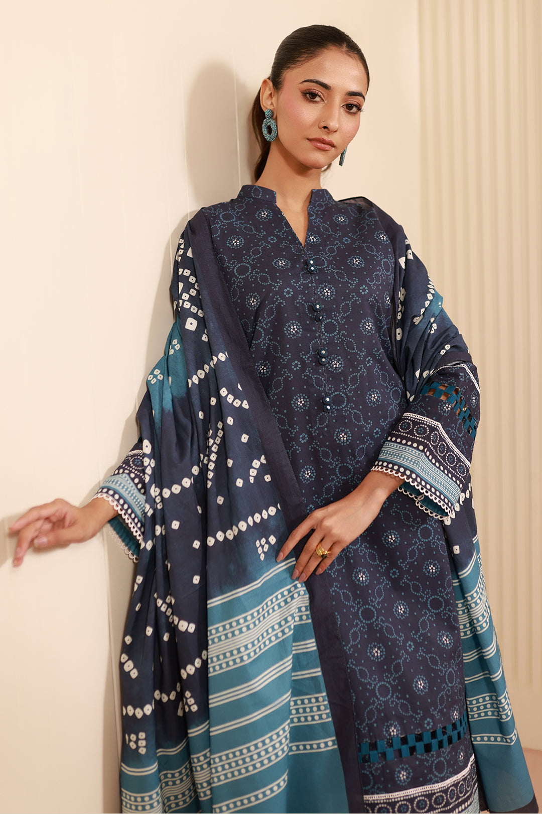 Zellbury | Unstitched 3 Piece Cambric | Shirt Shalwar Dupatta - 0642