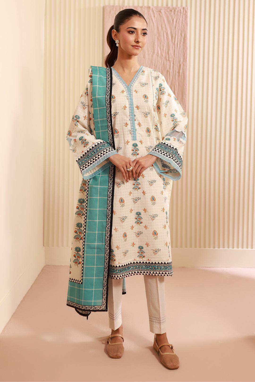 Zellbury | Unstitched 3 Piece Cambric | Shirt Shalwar Dupatta - 0668