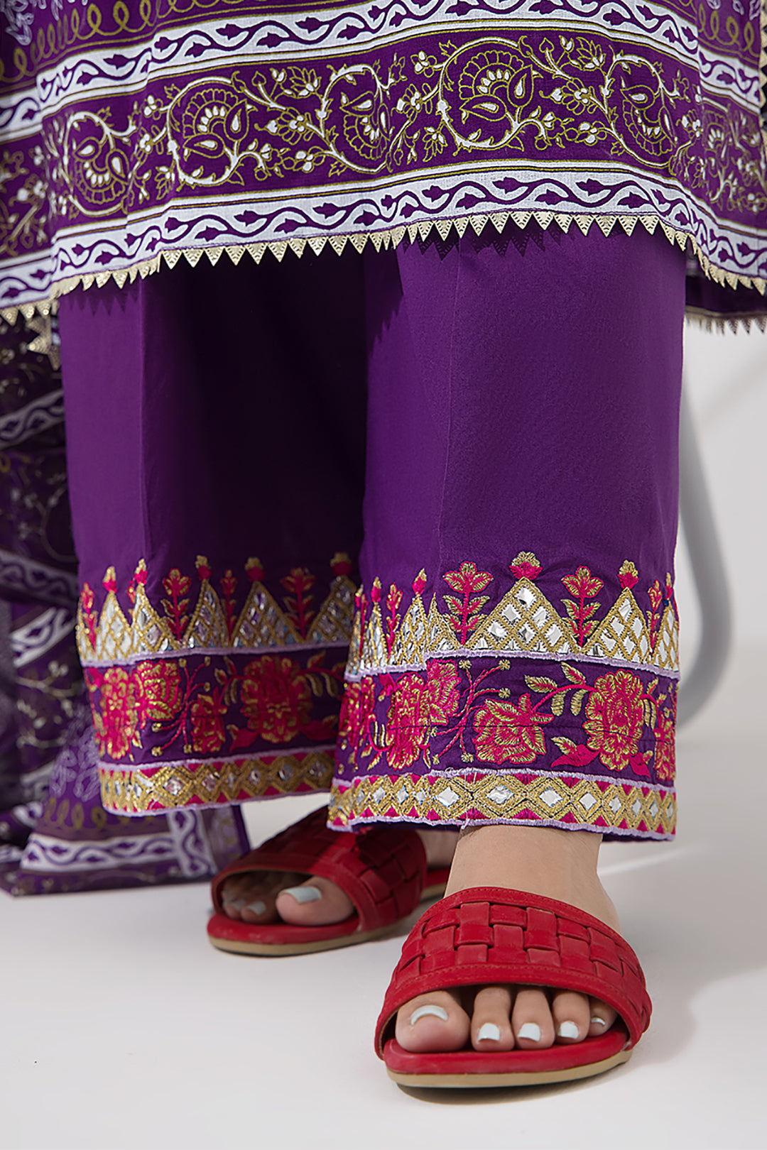 Zellbury | Unstitched 3 Piece Lawn | Embroidered Shirt Shalwar Dupatta - 0196