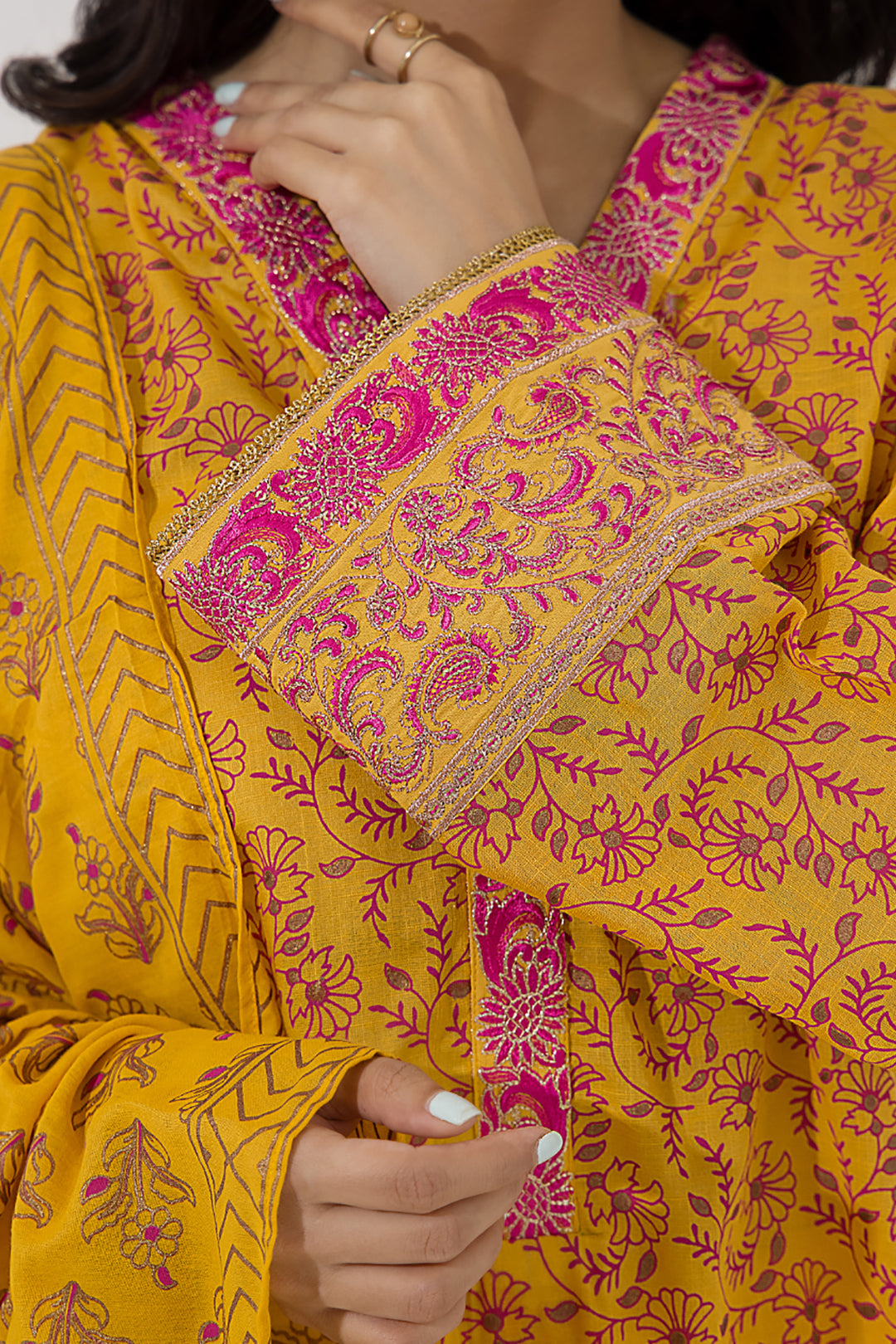 Zellbury | Unstitched 3 Piece Lawn | Embroidered Shirt Shalwar Dupatta - 0199
