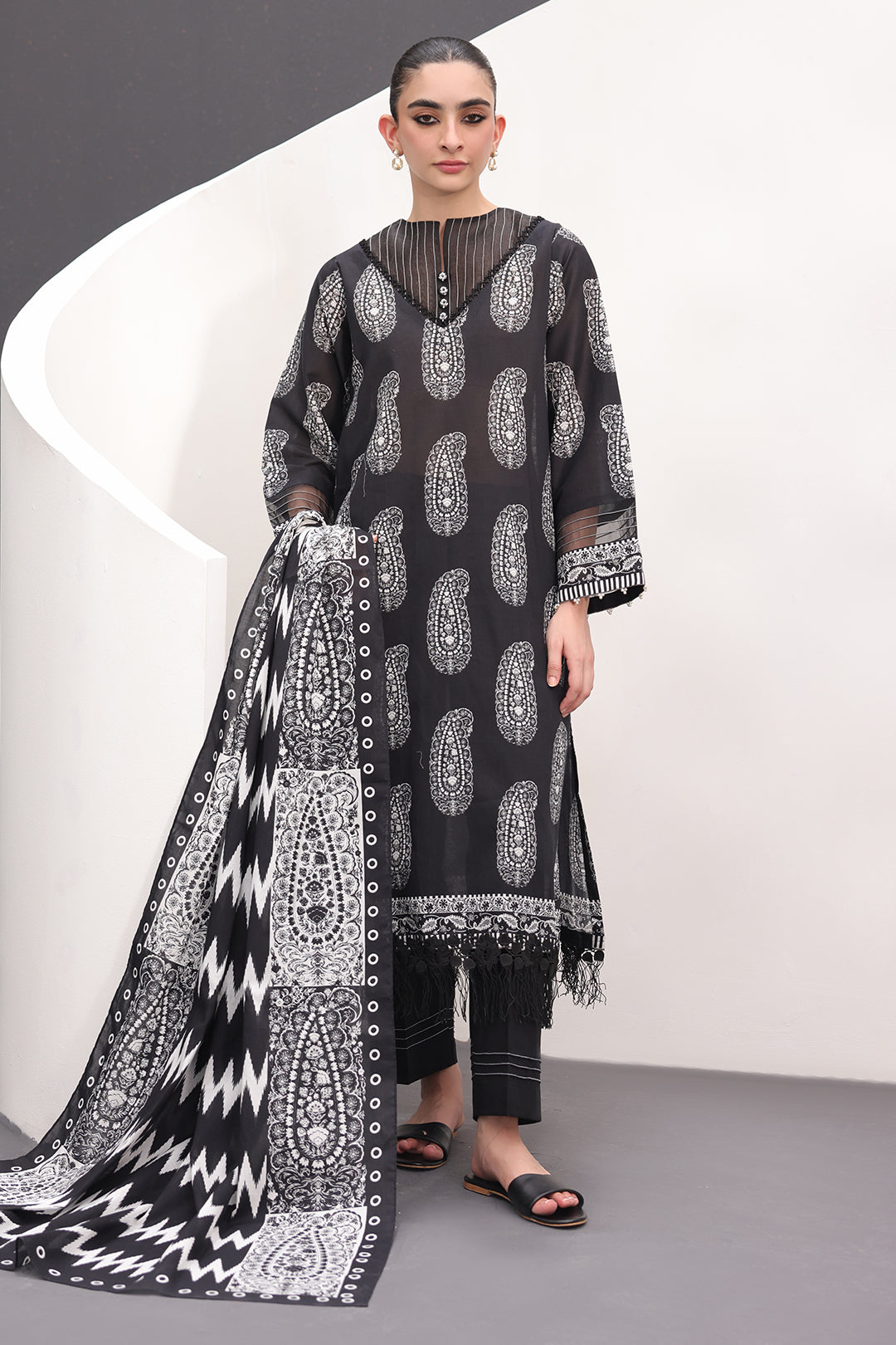 Zellbury | Unstitched 3 Piece Lawn | Shirt Shalwar Dupatta - 1525 Default Title