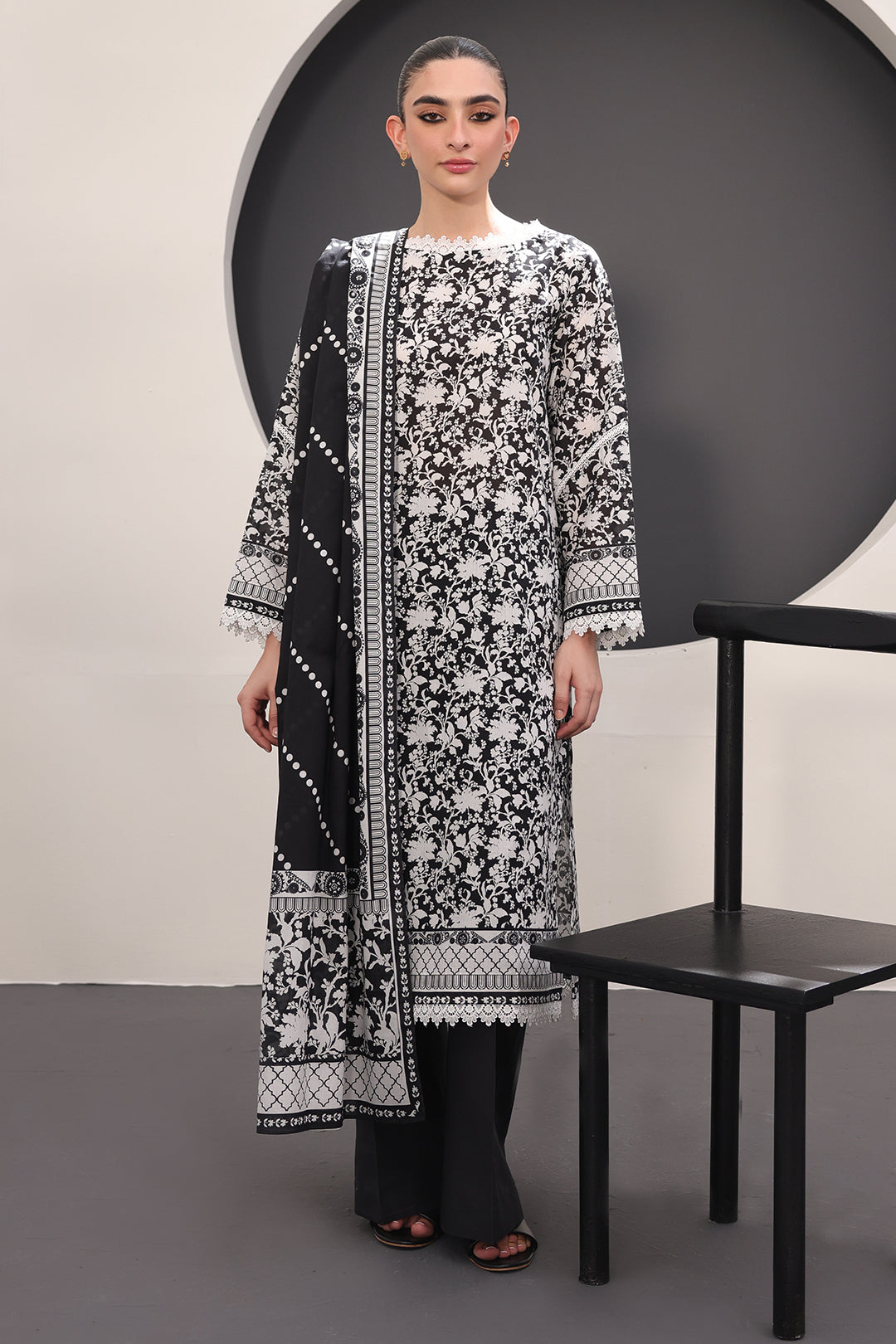 Zellbury | Unstitched 3 Piece Lawn | Shirt Shalwar Dupatta - 1526 Default Title